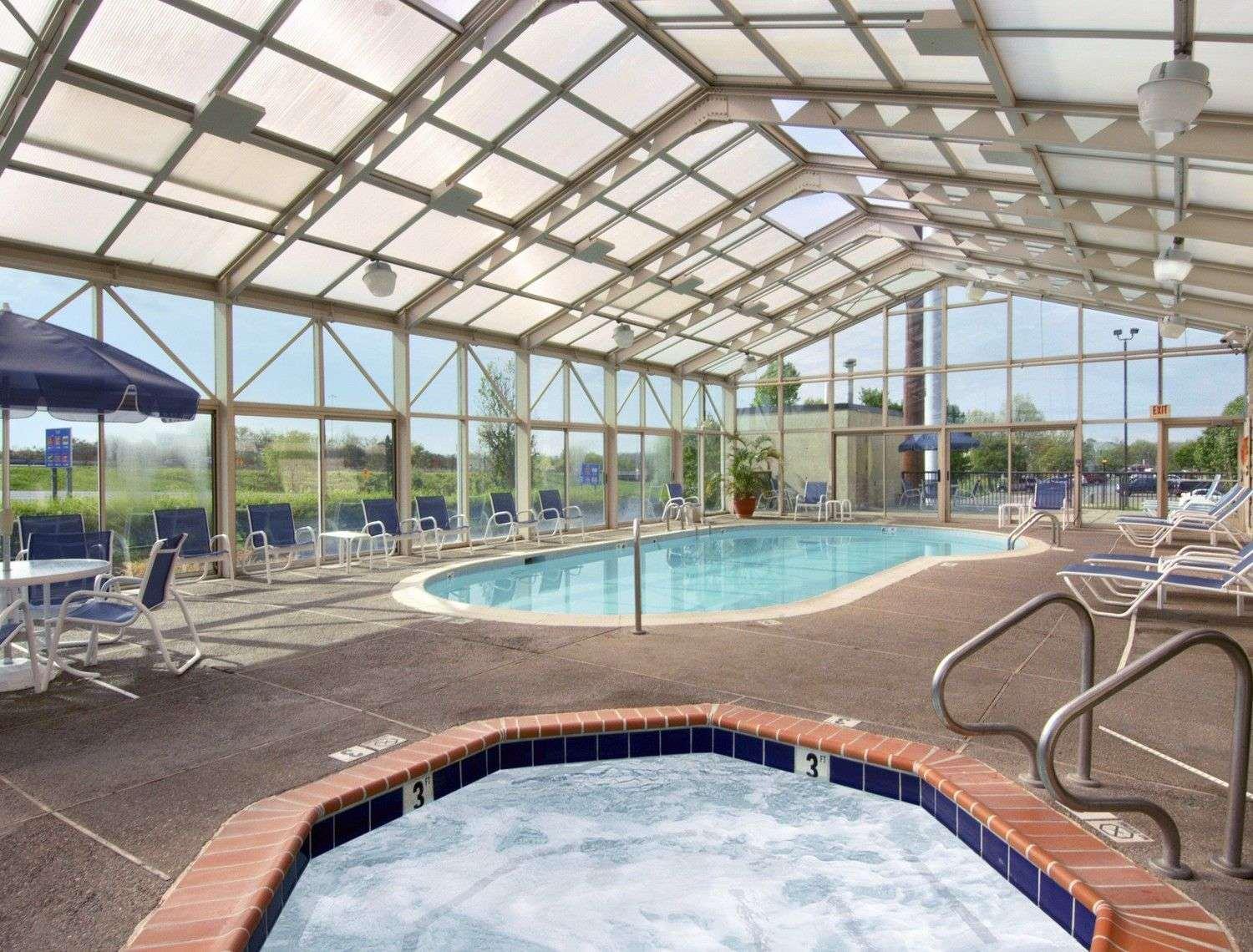 Baymont Inn & Suites Corbin — photo 4