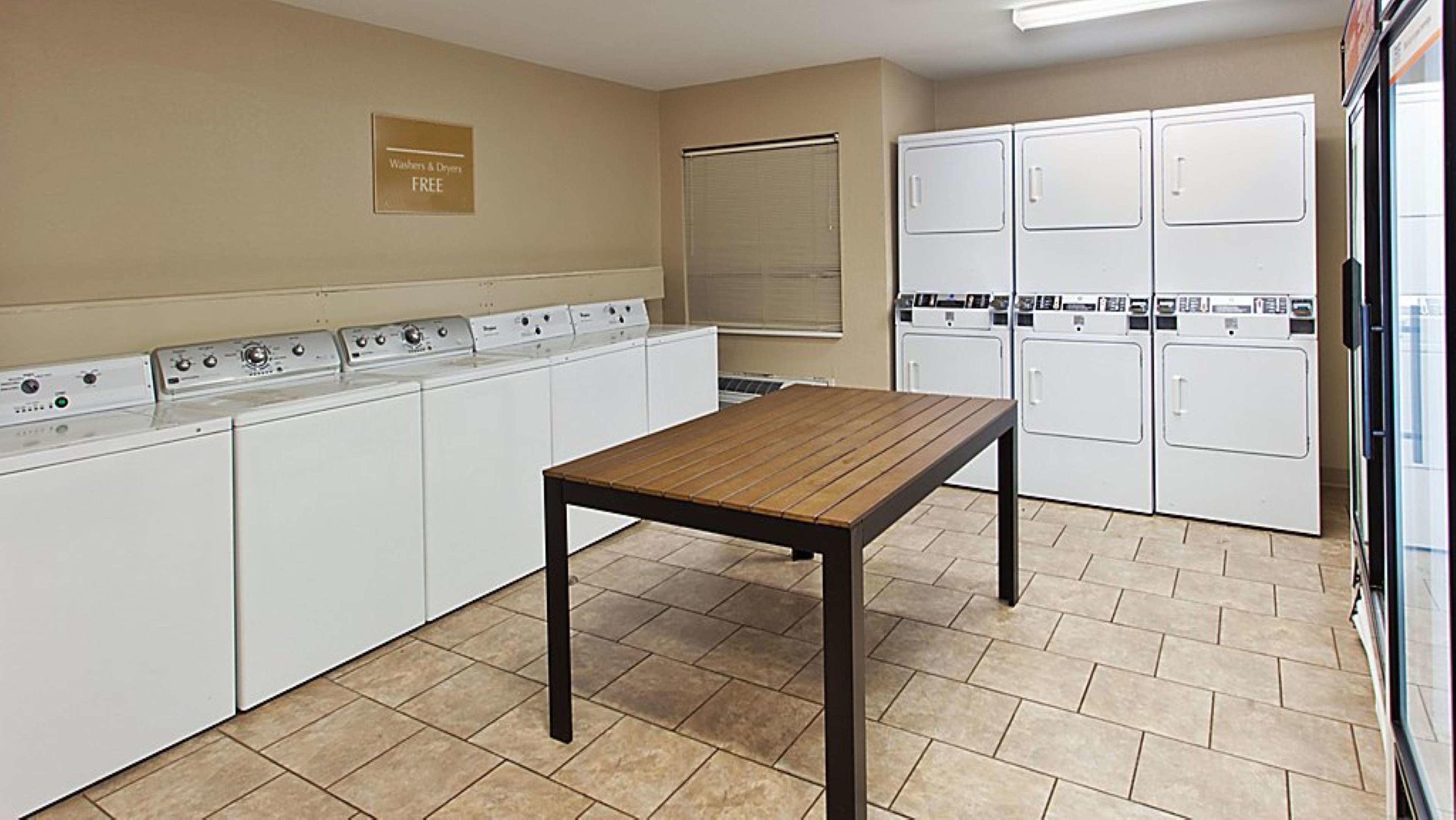 Sonesta Simply Suites Irvine East Foothill — photo 5