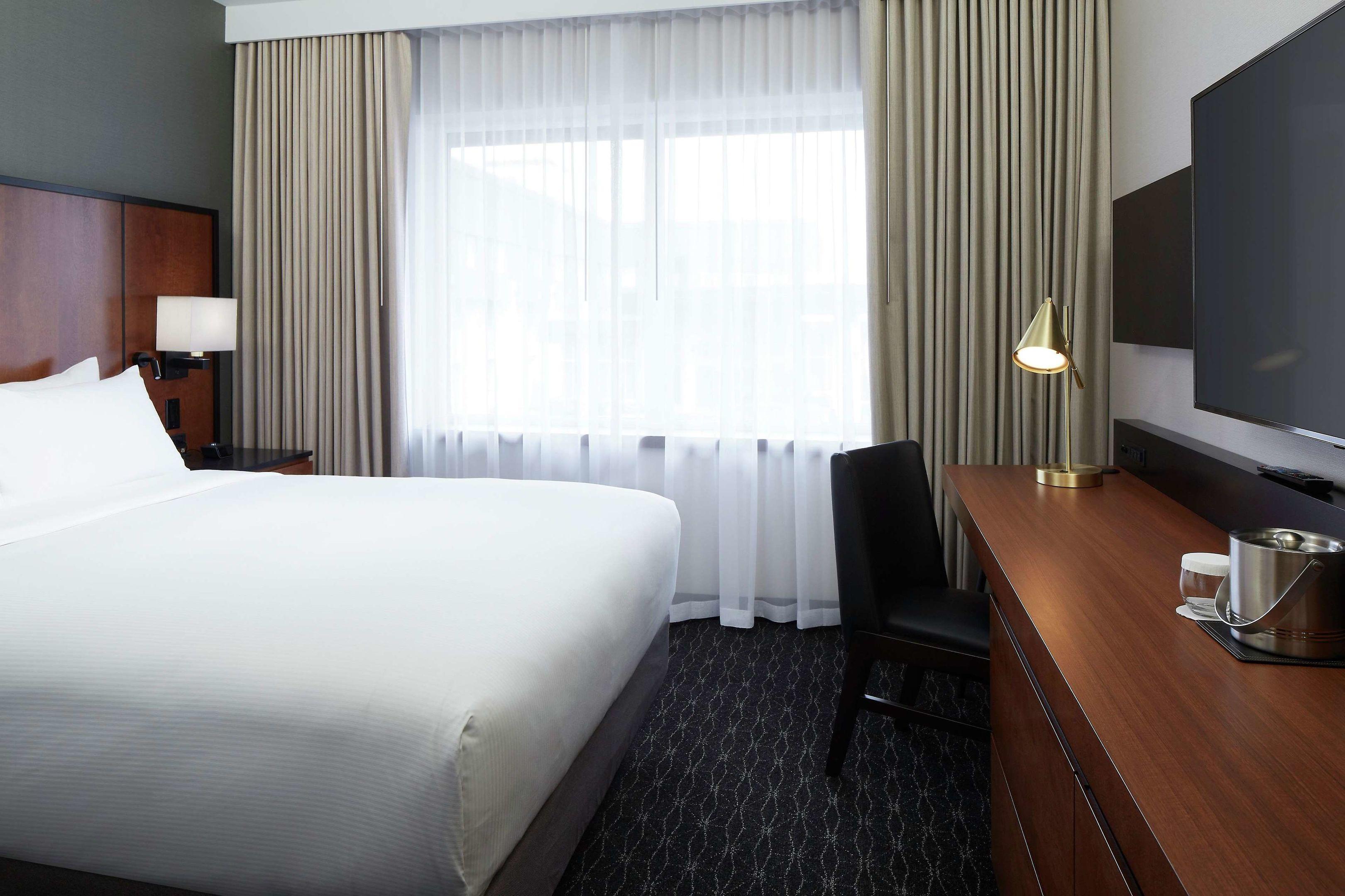 DoubleTree by Hilton Montreal Airport — photo 5