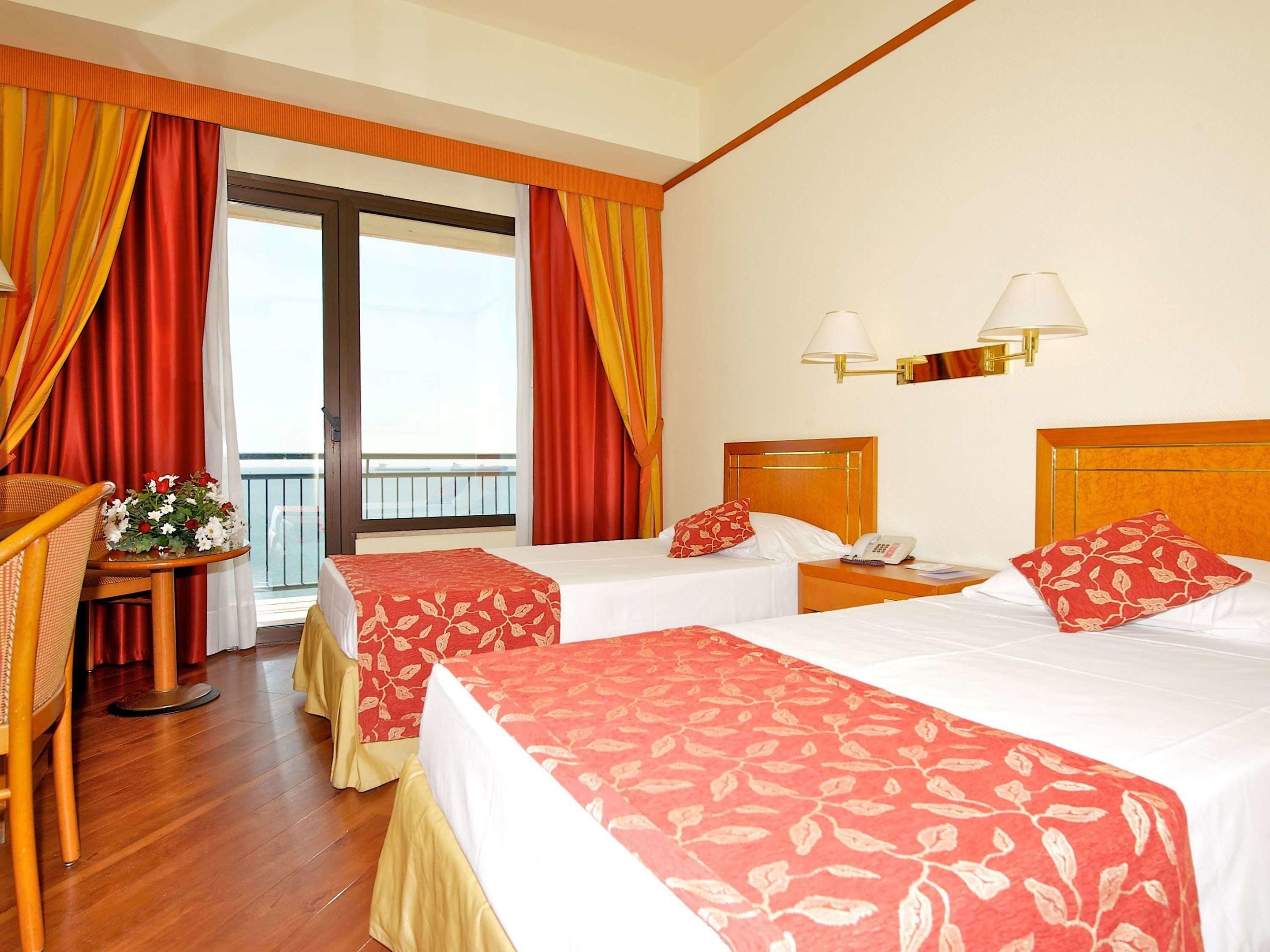 Mercure Delfino Taranto — photo 3
