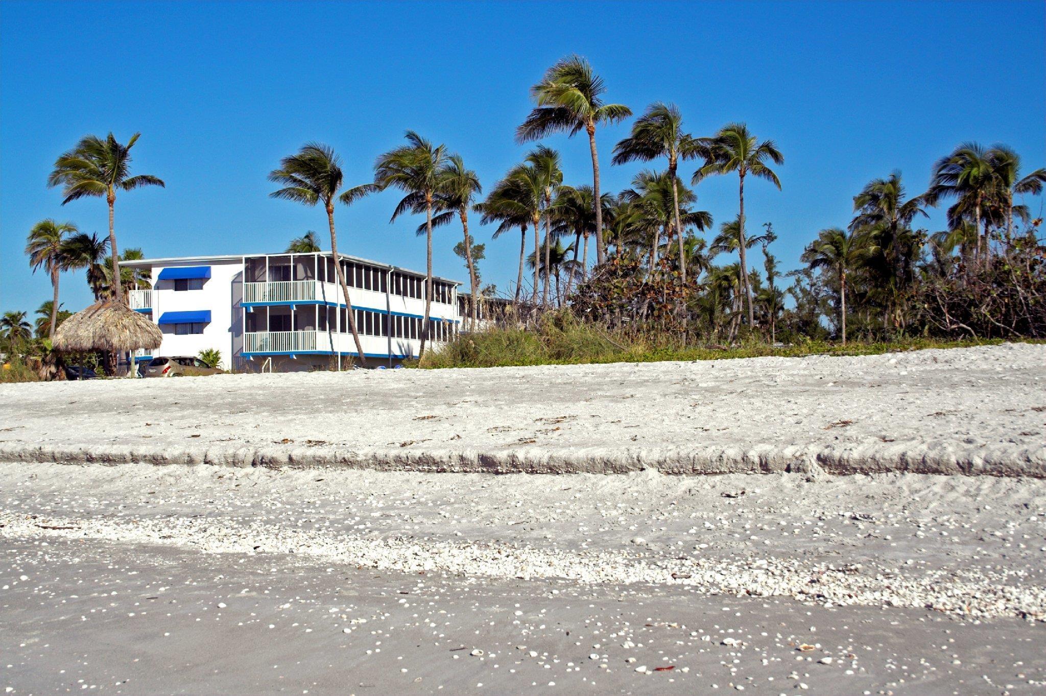 Sanibel Sunset Beach Inn — photo 4