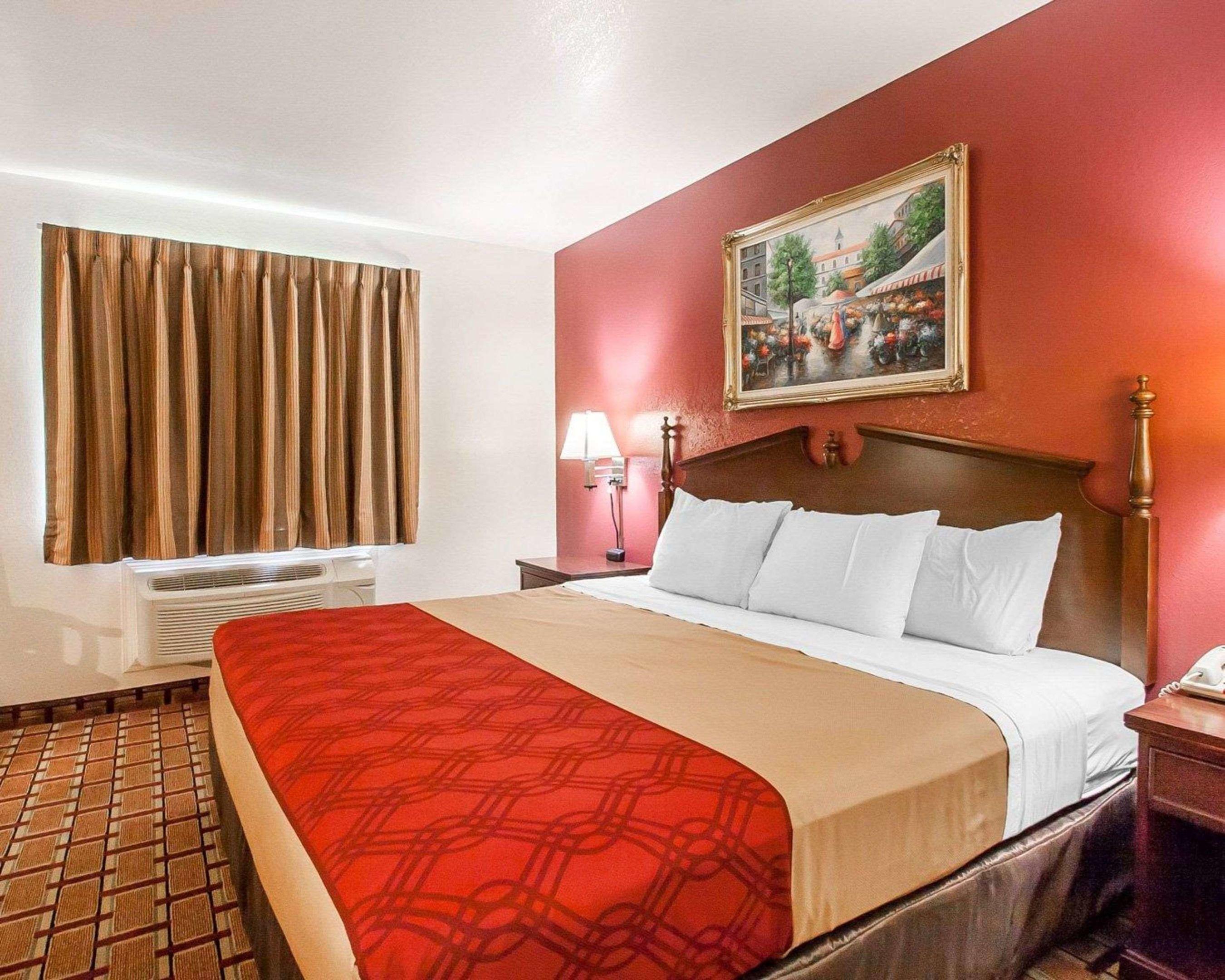 Econo Lodge Dexter — photo 4