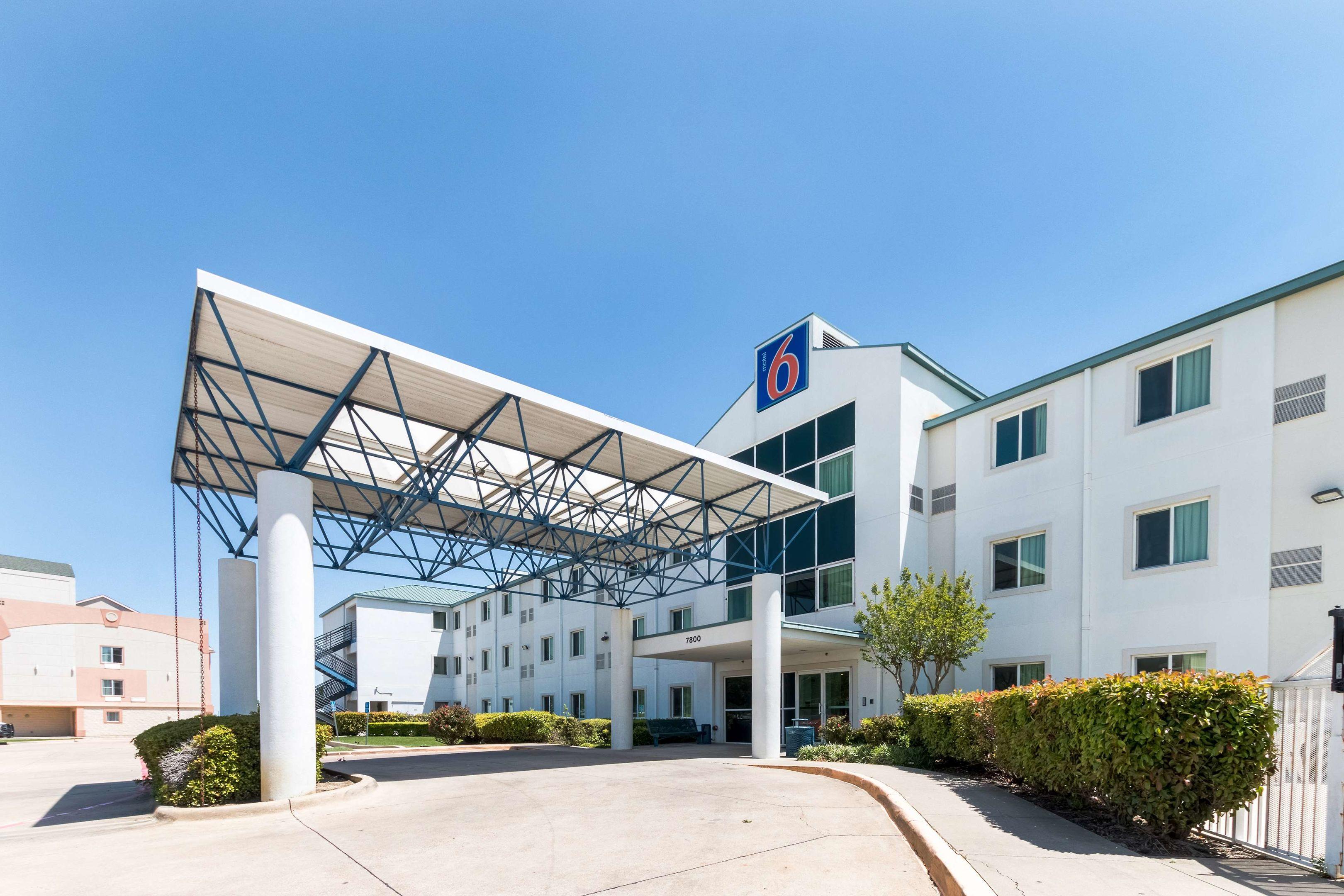 Motel 6 Dallas - DFW Airport North — photo 5