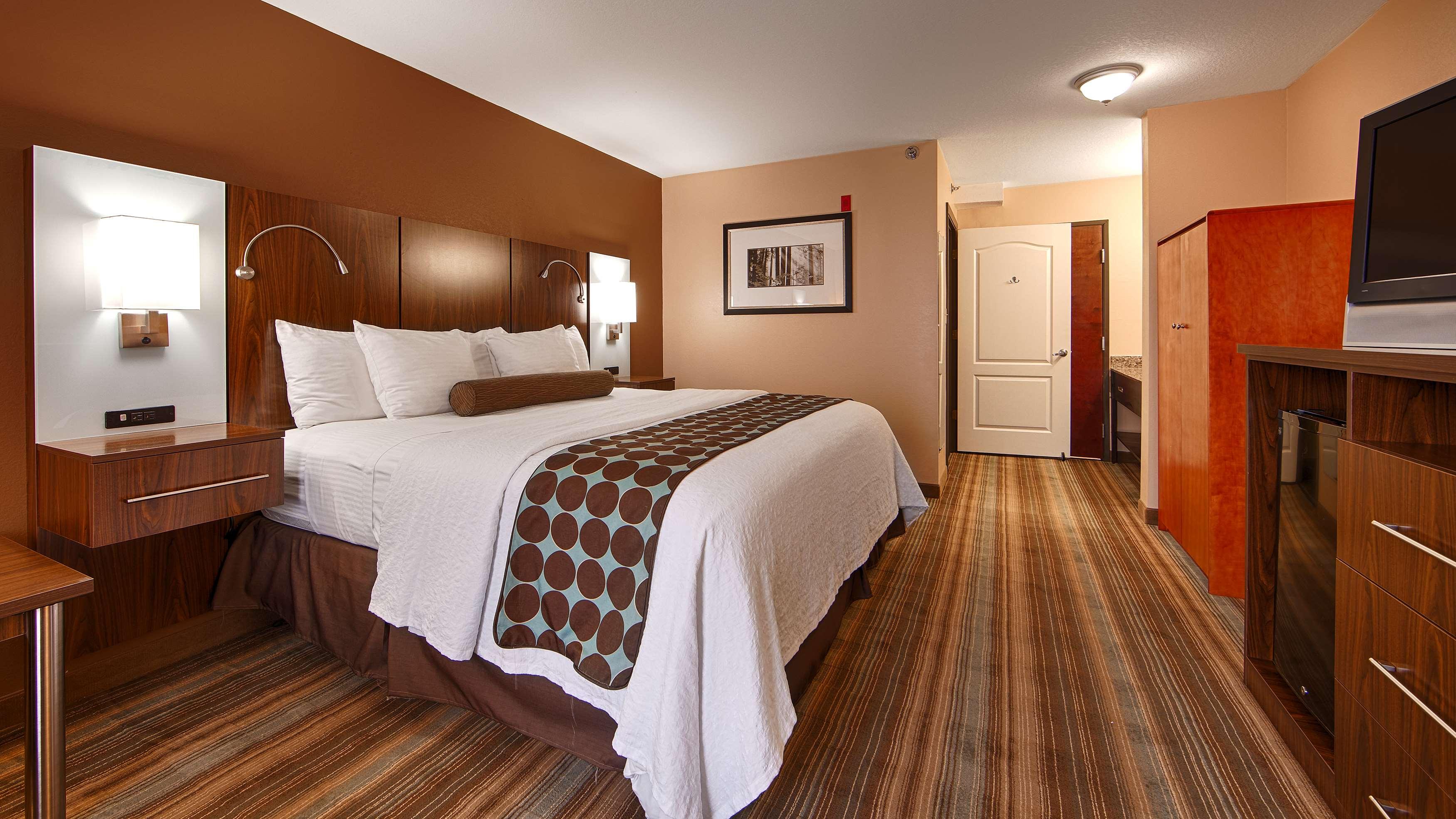 Best Western Plus Gen X Inn — photo 5