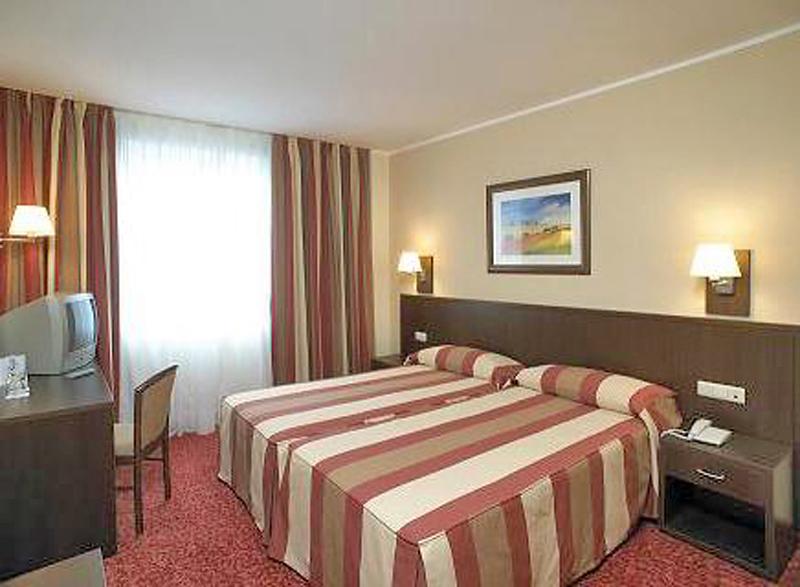 Leonardo Hotel Barcelona Gran Via — photo 4