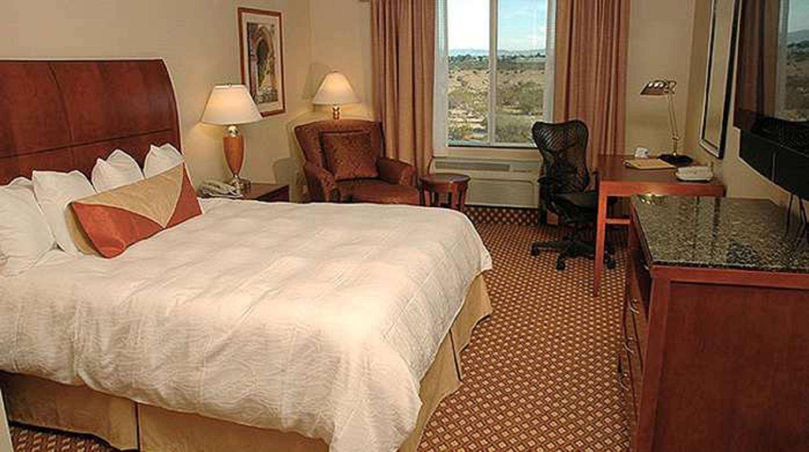 Hilton Garden Inn Victorville — photo 3