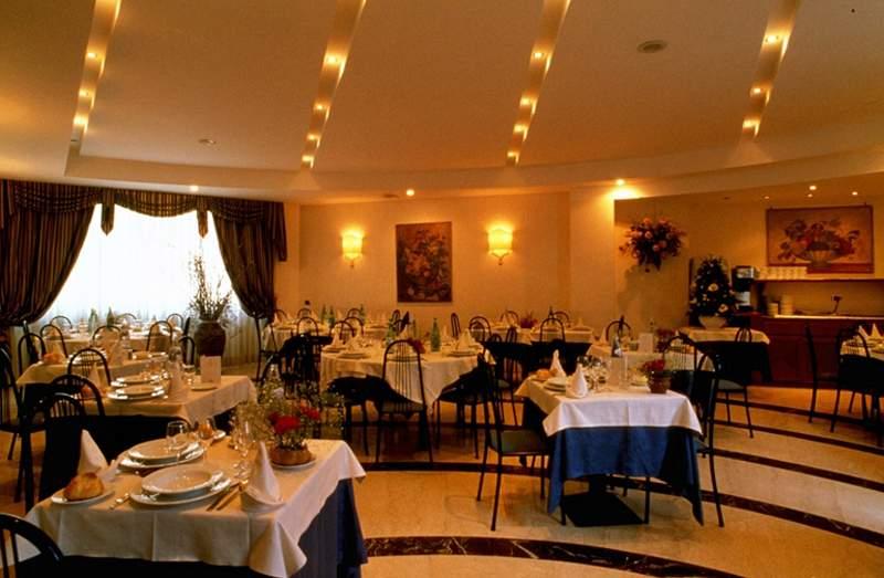 Quality Hotel Nova Domus — photo 4
