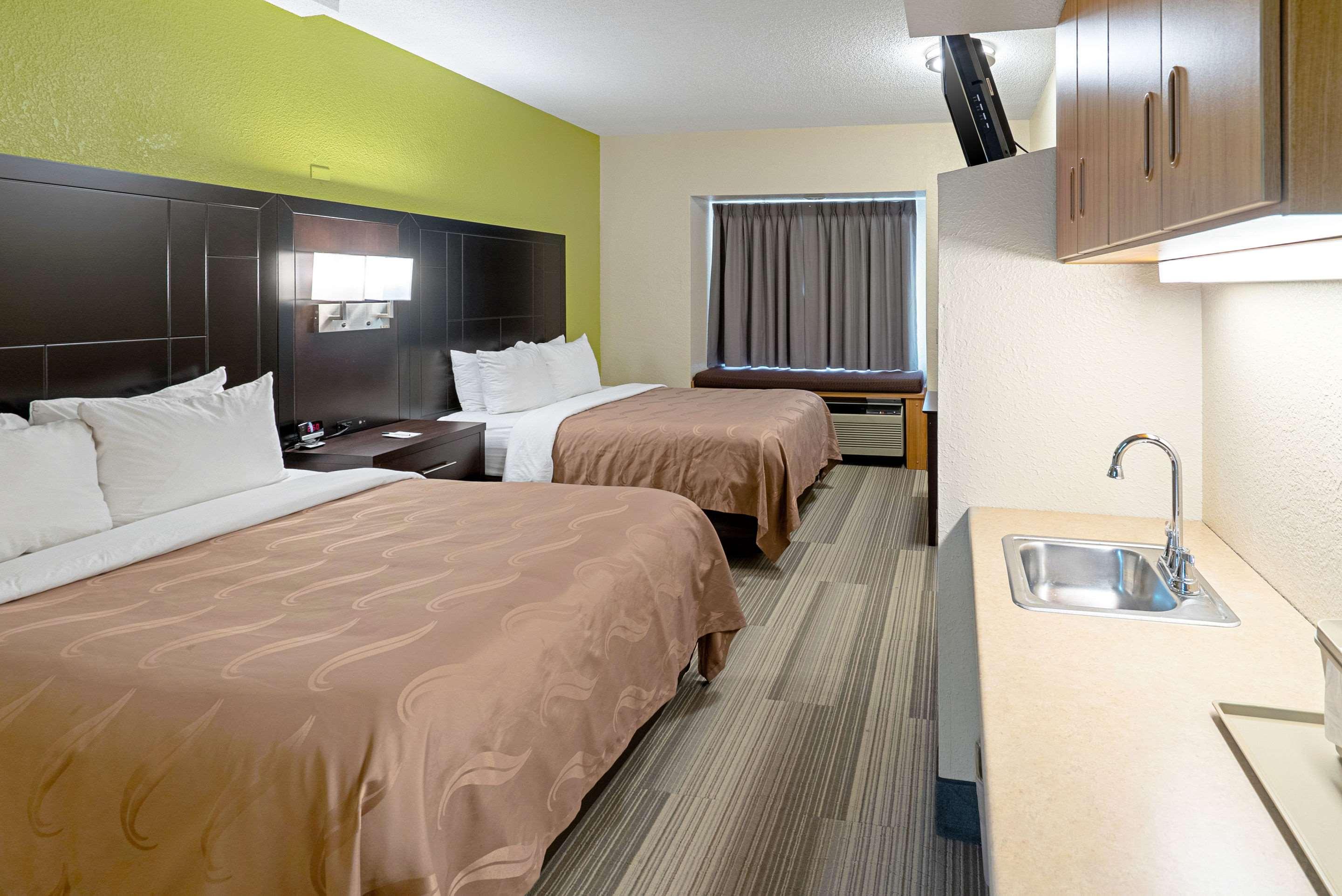 Quality Inn & Suites — photo 4