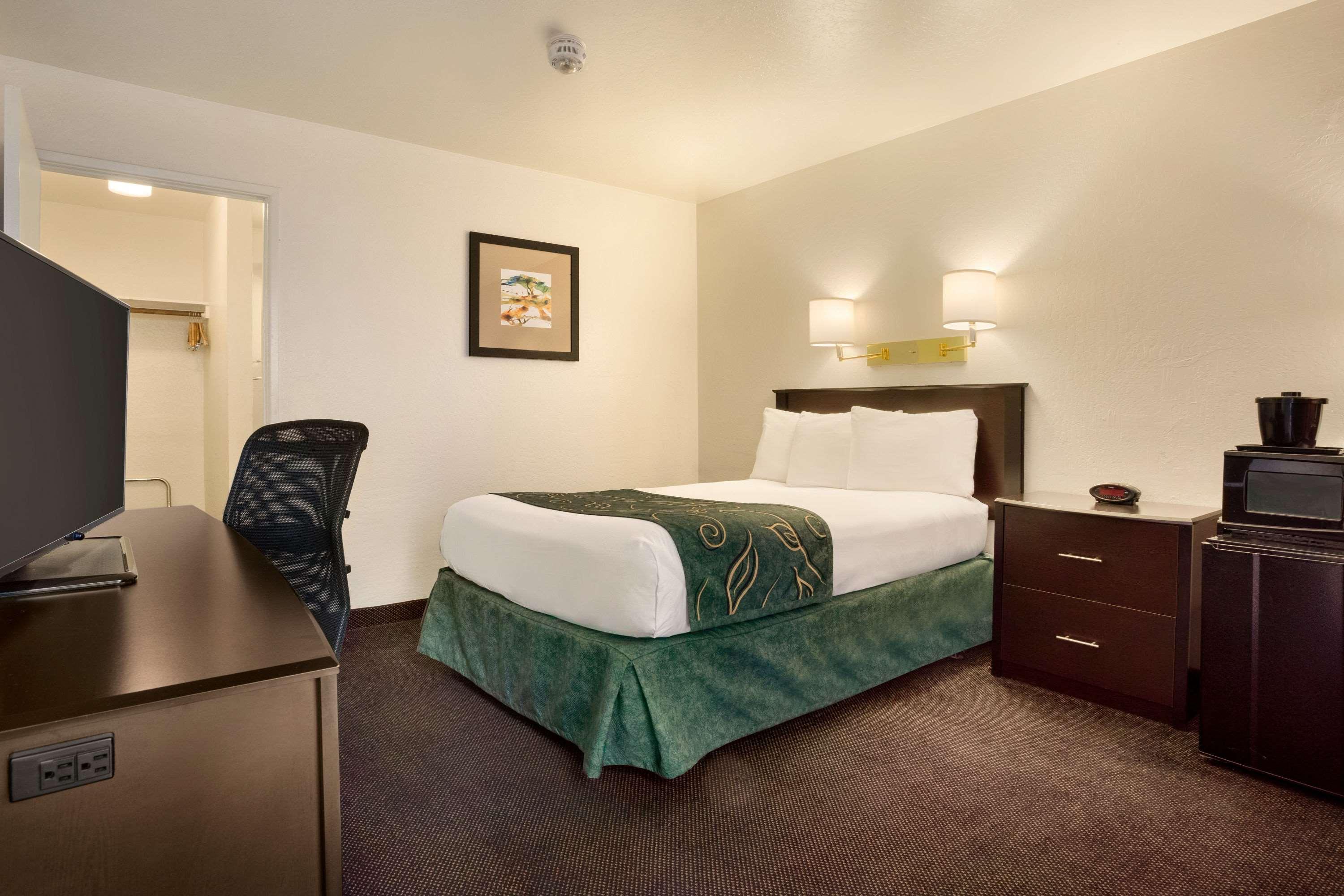 Travelodge by Wyndham Winslow — photo 5