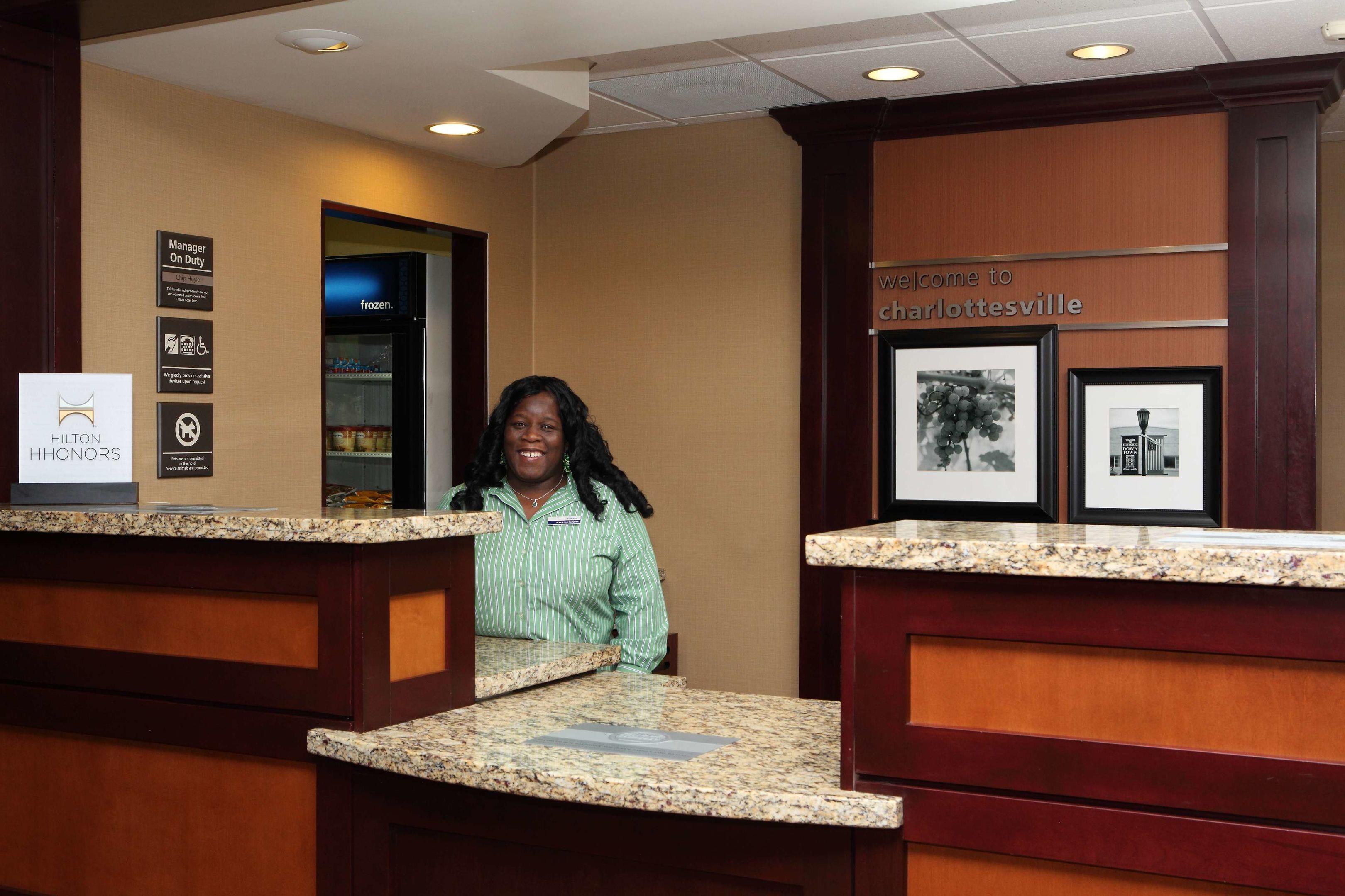 Hampton Inn & Suites Charlottesville-At The University — photo 4