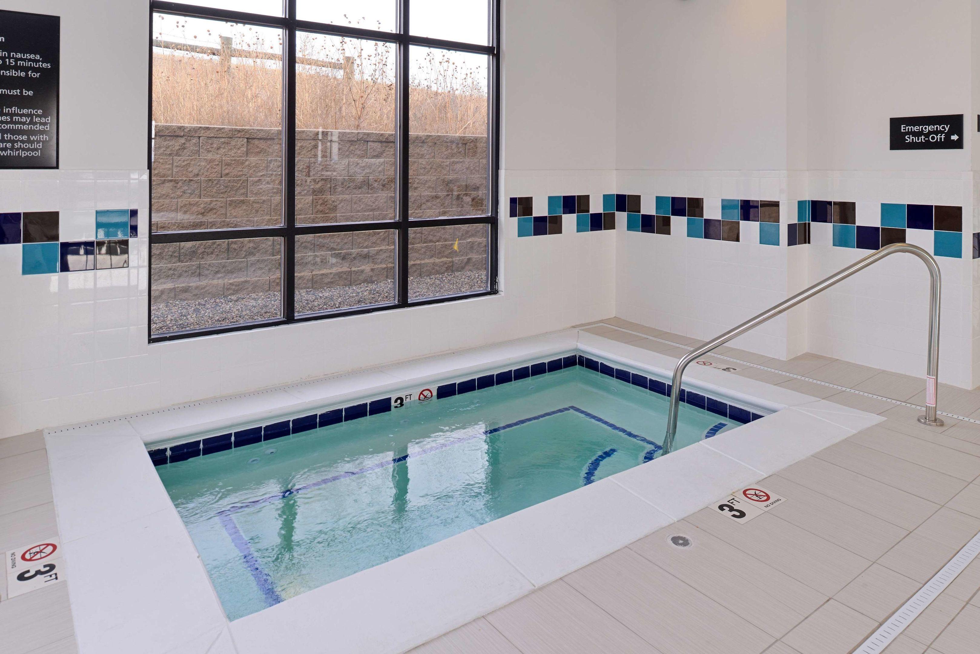 Hampton Inn & Suites Douglas — photo 4