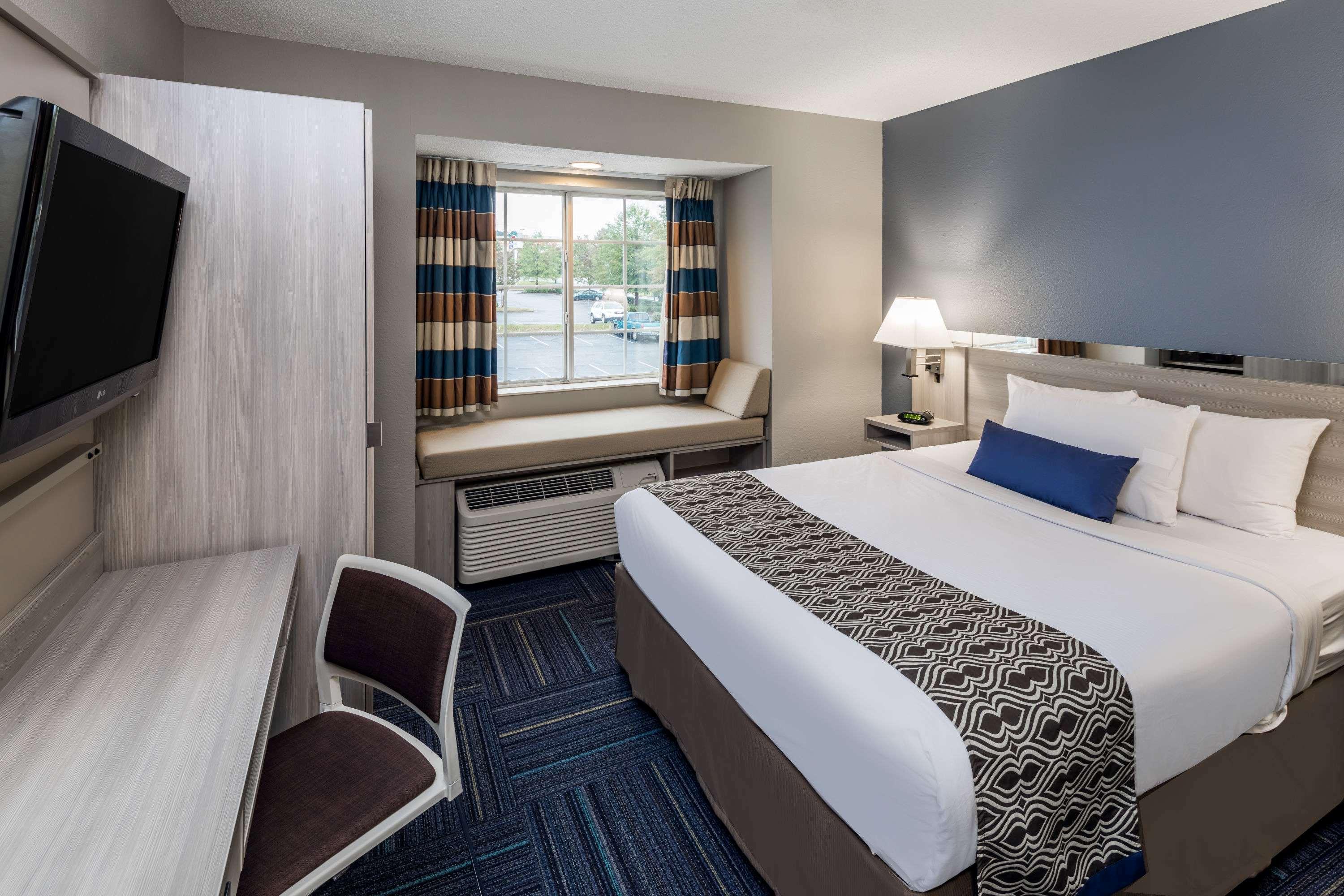 Microtel Inn and Suites Greenville Mall — photo 5