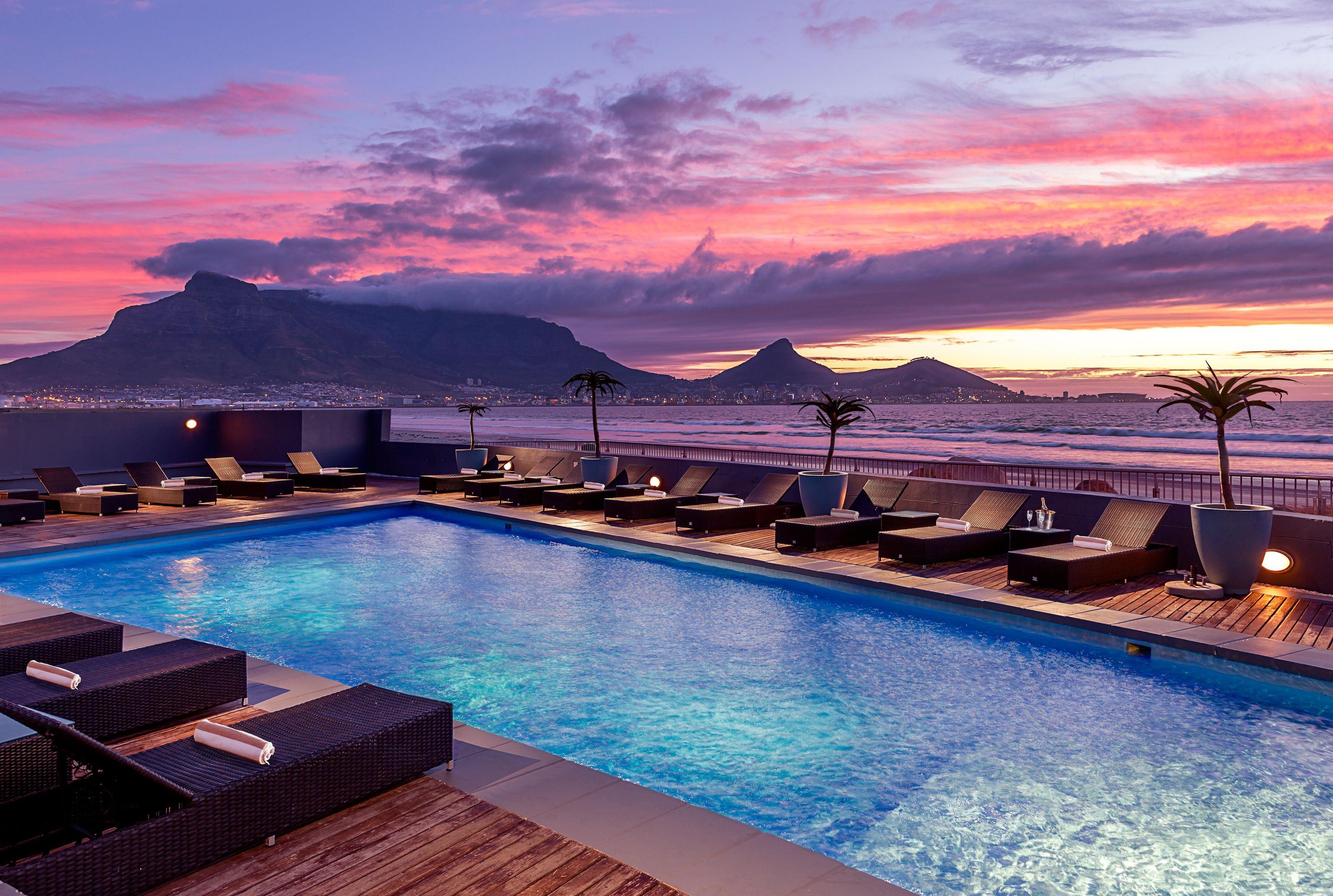 Lagoon Beach Hotel & Spa — photo 1