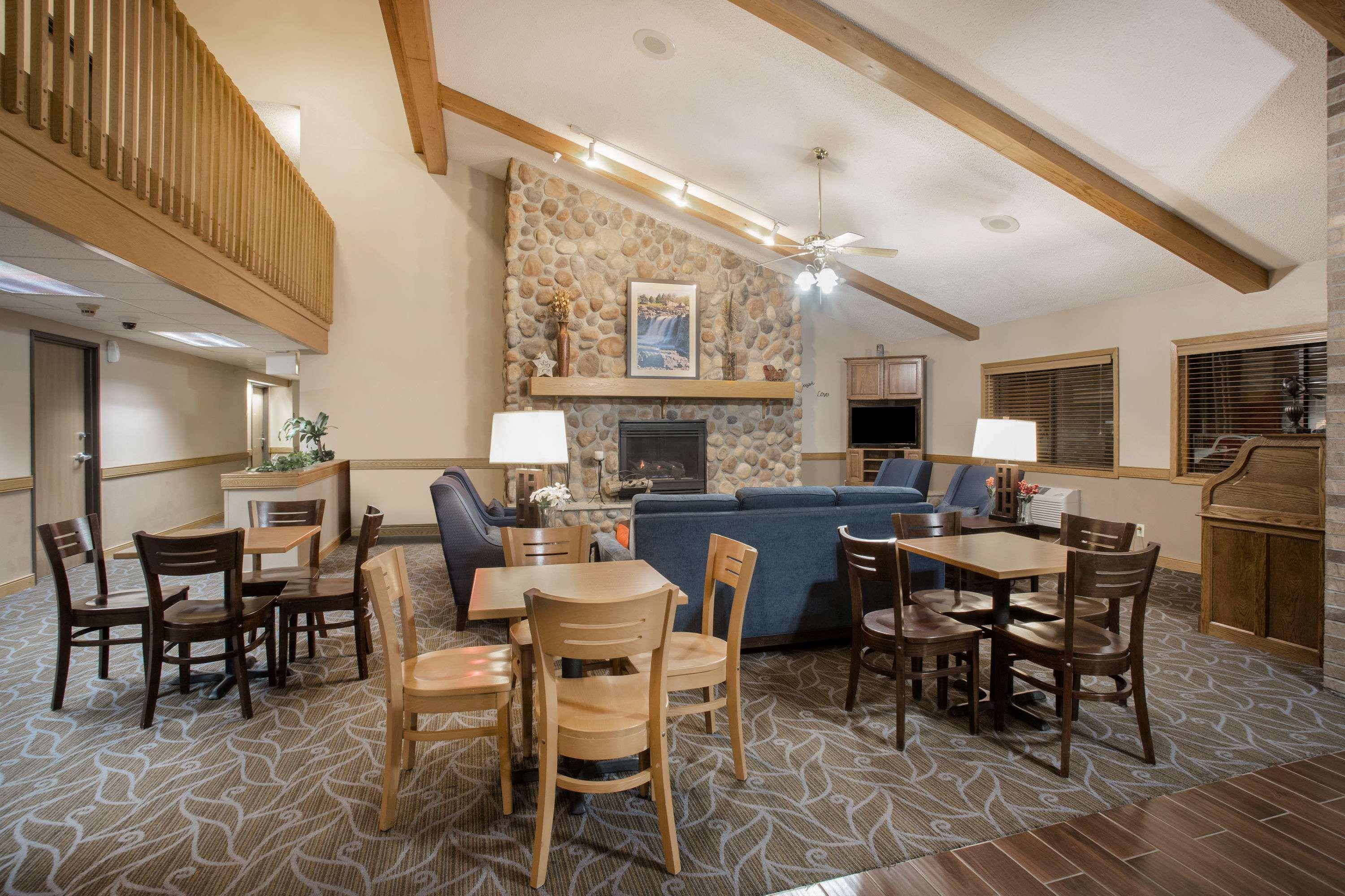 AmericInn by Wyndham Sioux City — photo 4