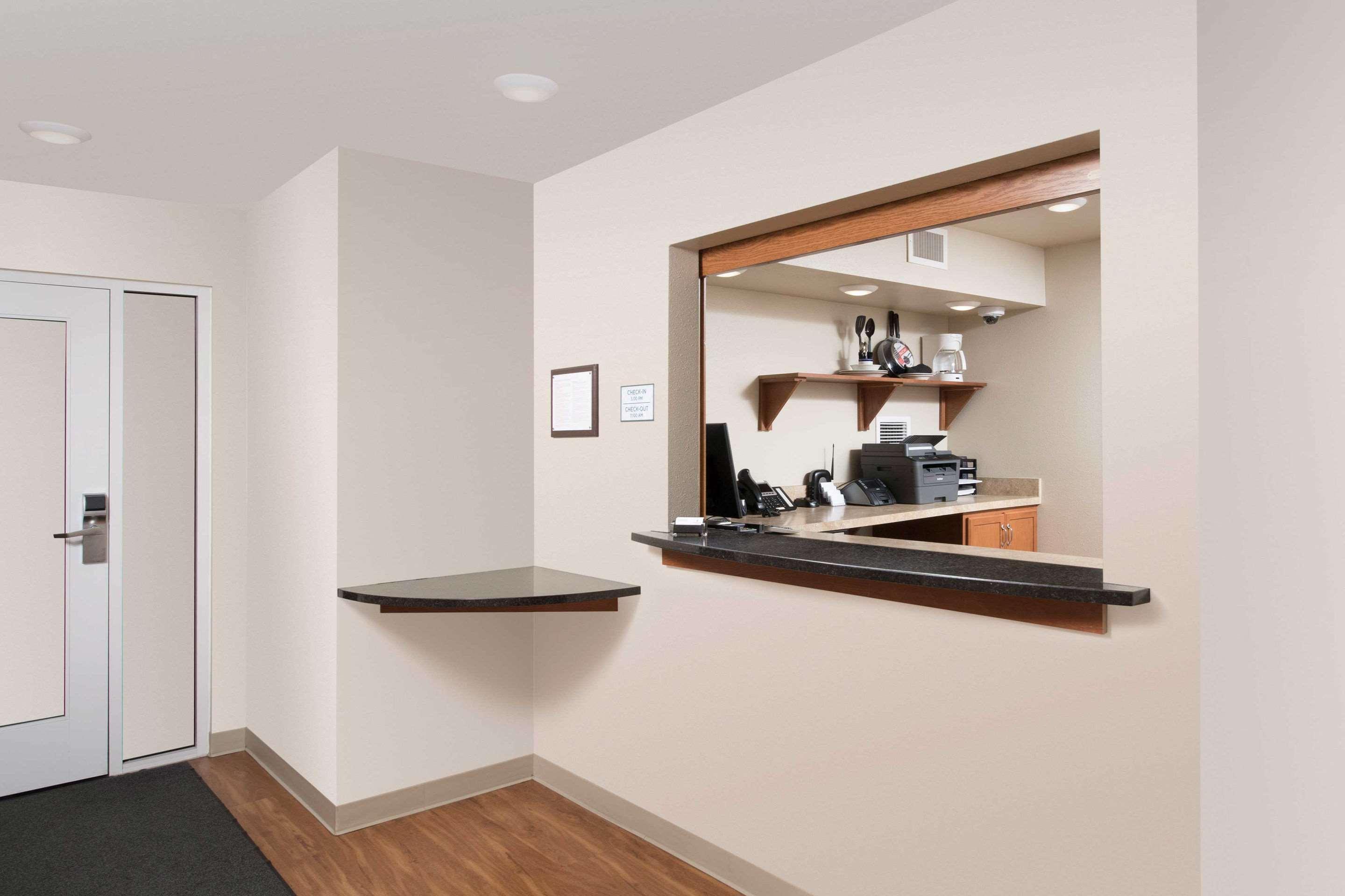 WoodSpring Suites Grand Rapids South — photo 5