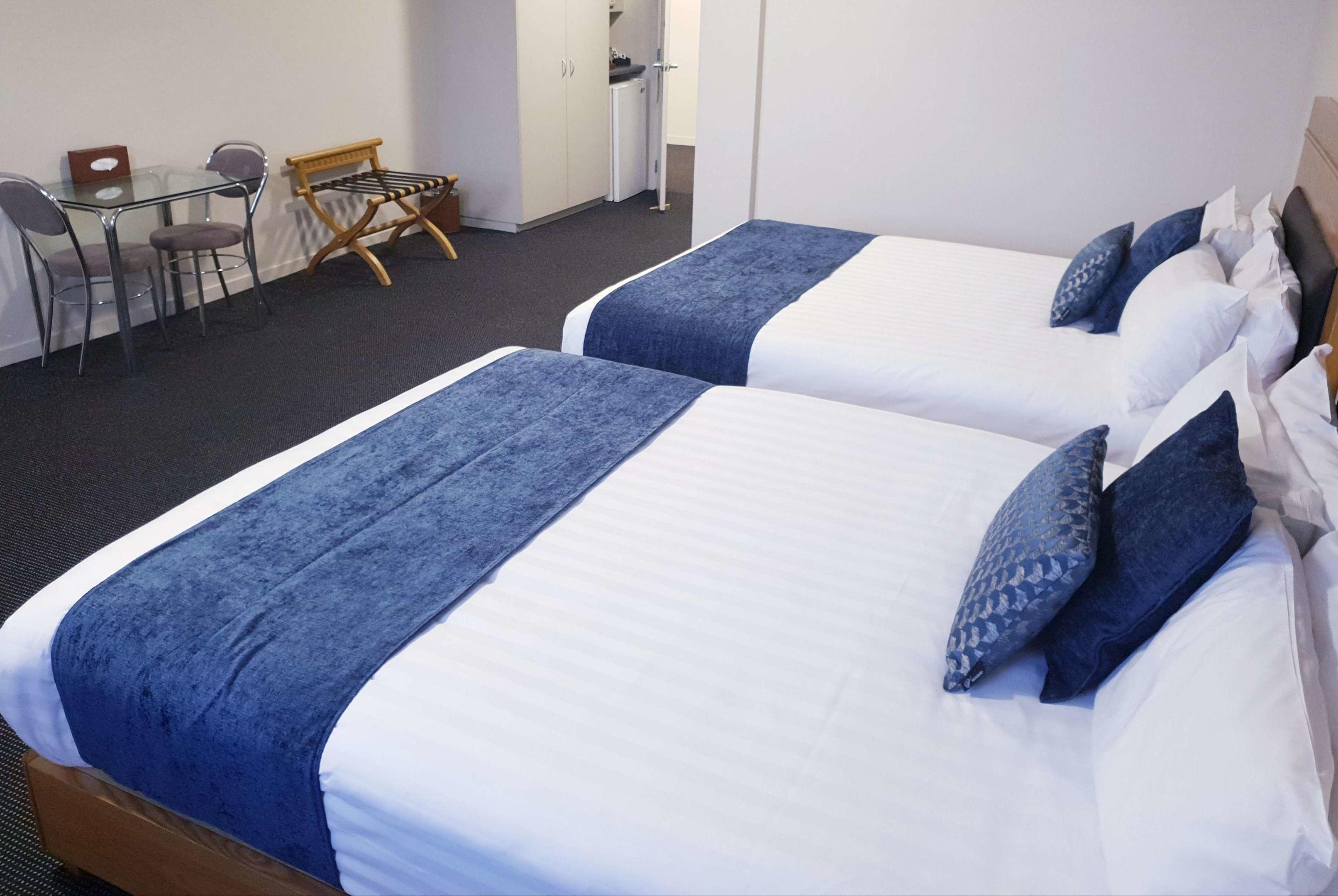 Days Hotel & Suites By Wyndham Hamilton — photo 4