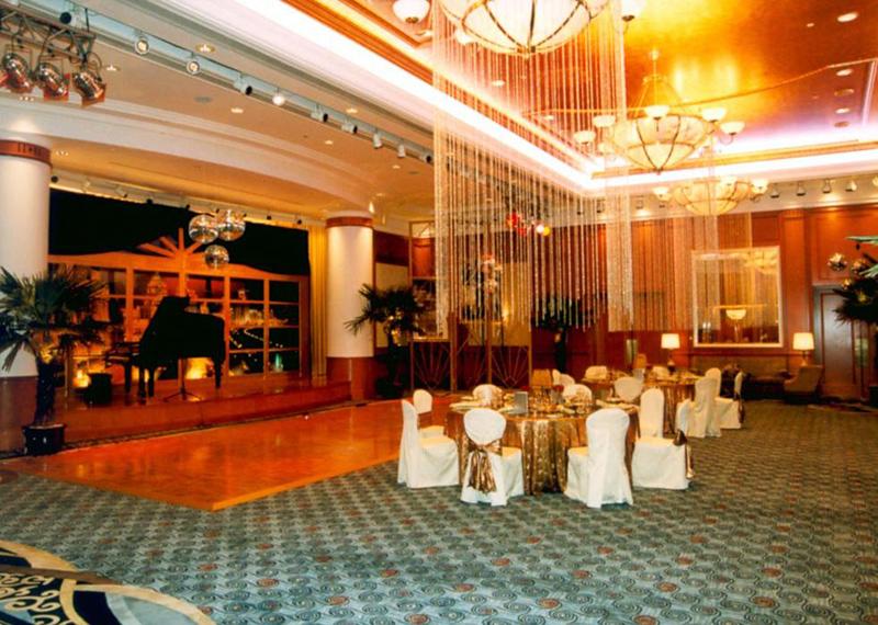 Four Seasons Hotel Shanghai — photo 5