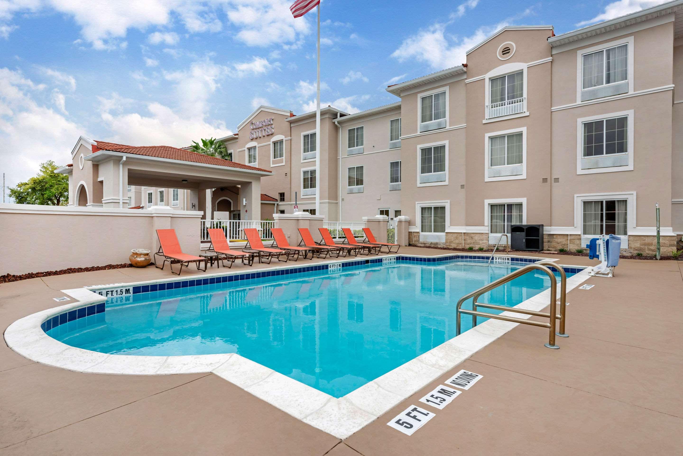 Comfort Suites Downtown — photo 4