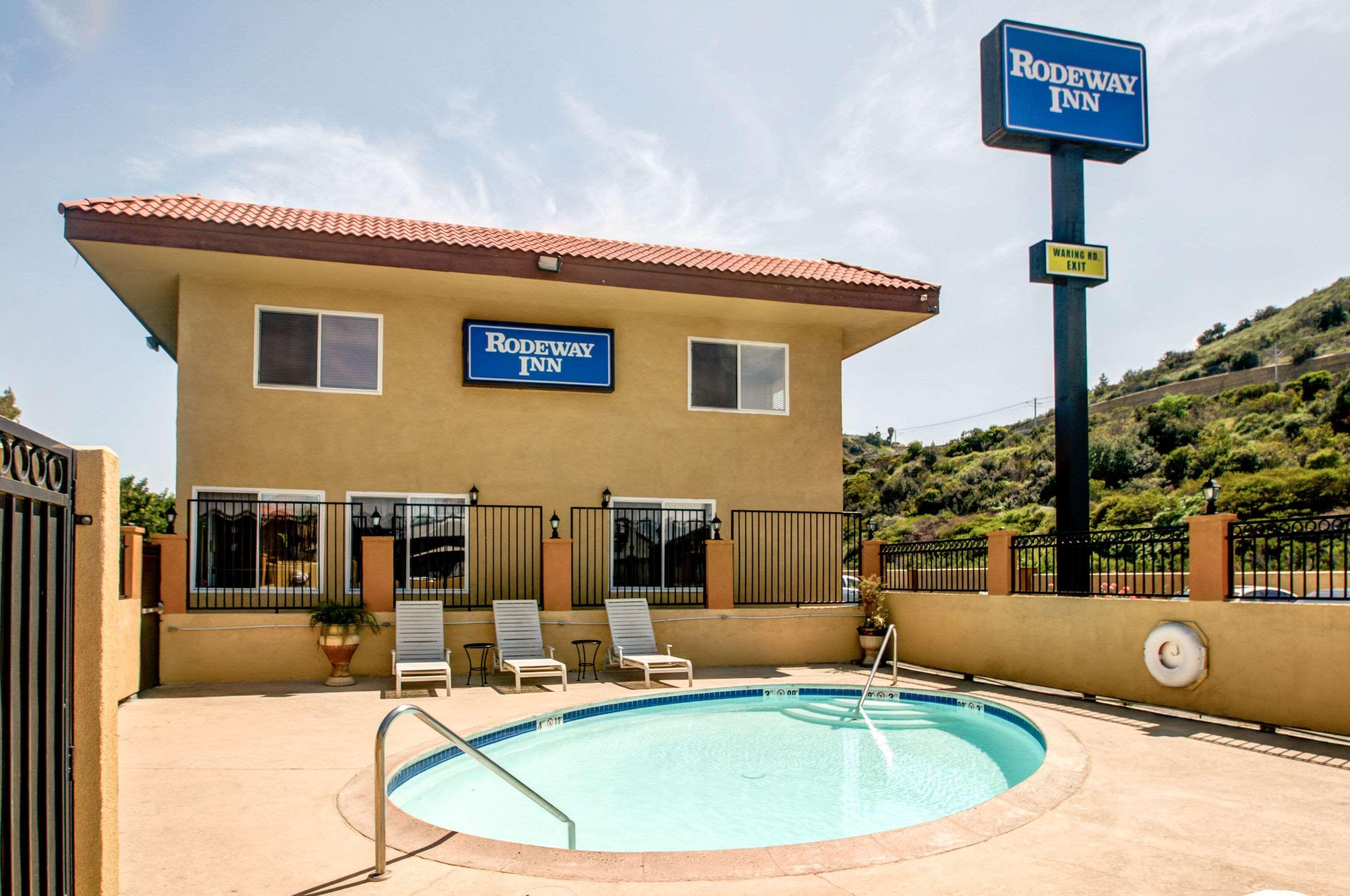 Rodeway Inn near Qualcomm Stadium — photo 4