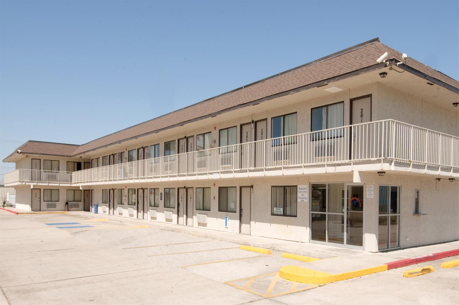 Americas Best Value Inn & Suites Groves Port Arthur