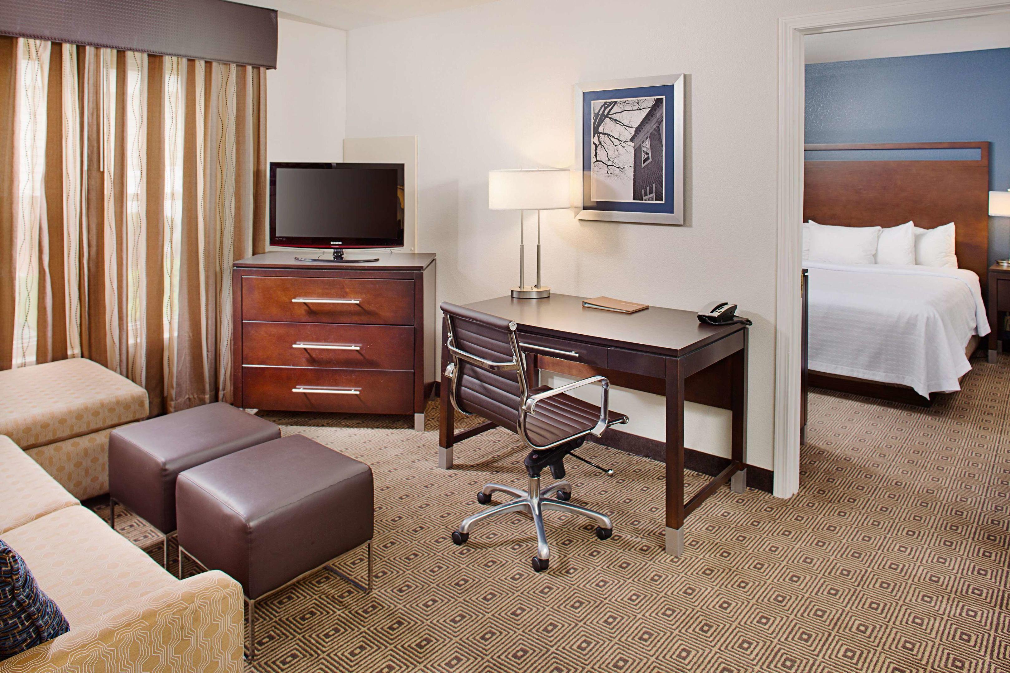 Homewood Suites by Hilton Manchester/Airport — photo 4