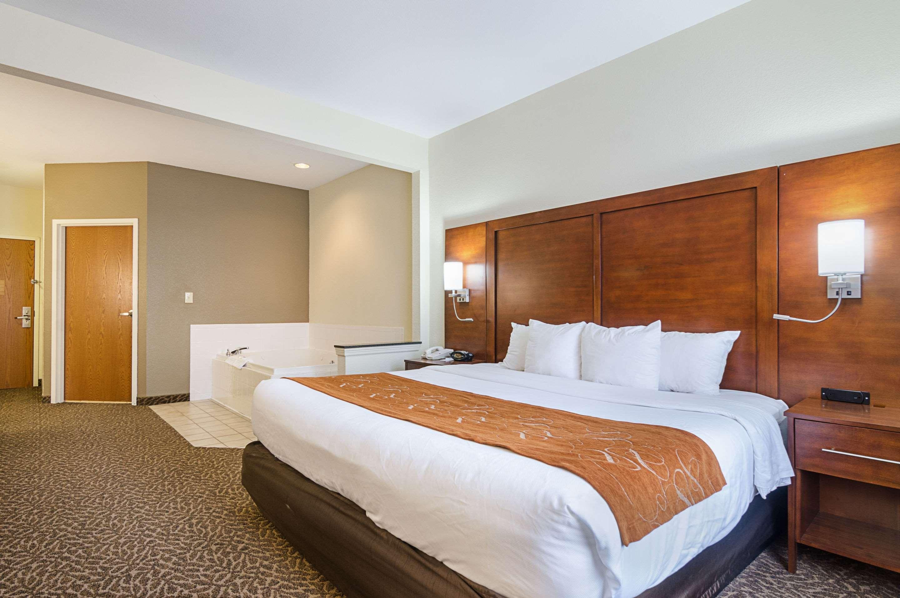Quality Suites — photo 5