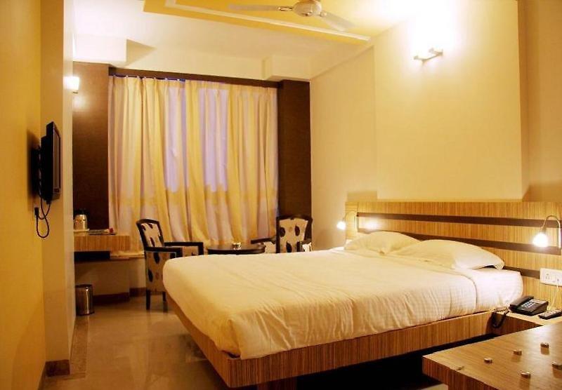 Apex Intercontinental — photo 5