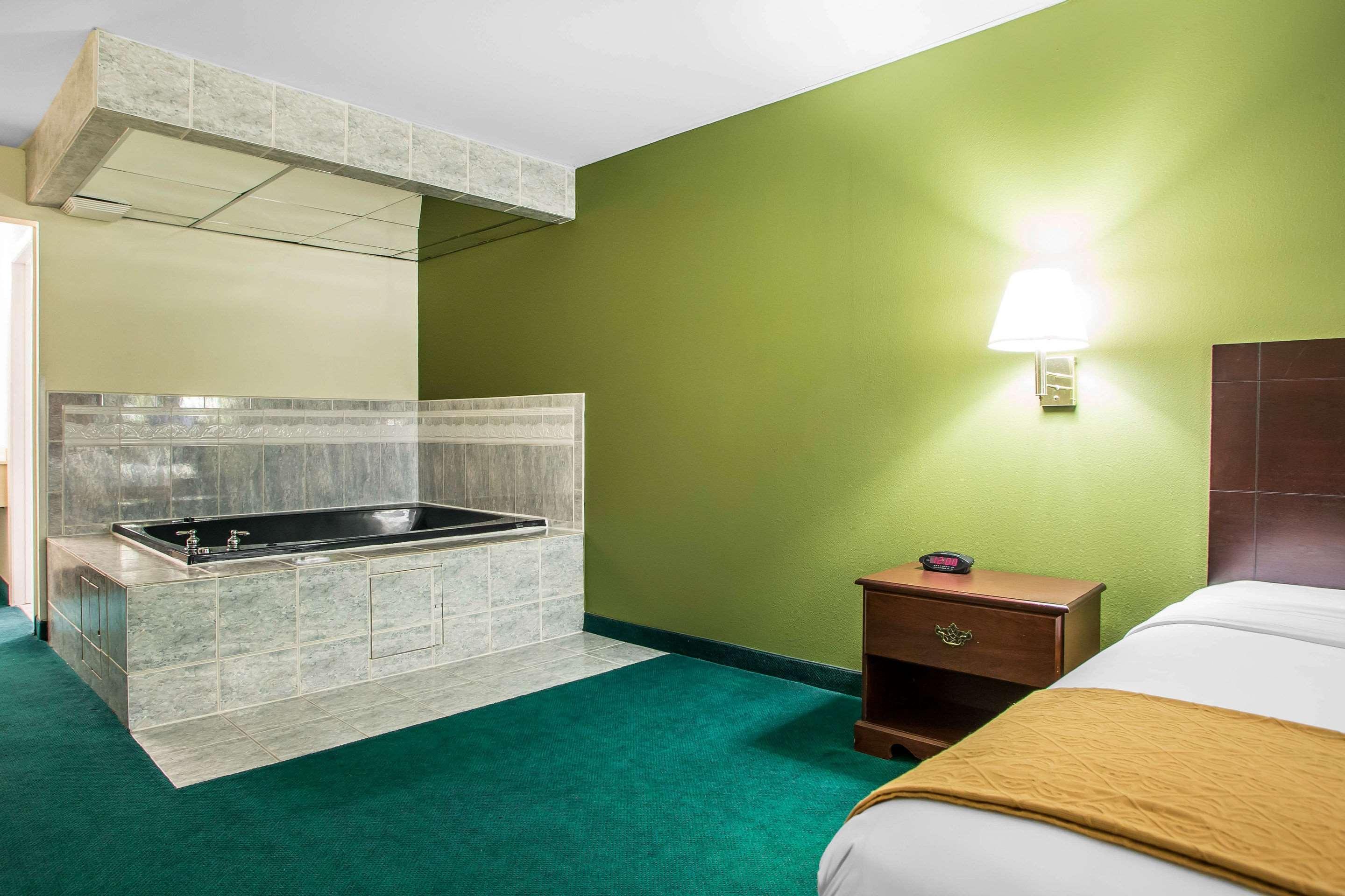 Quality Inn — photo 4