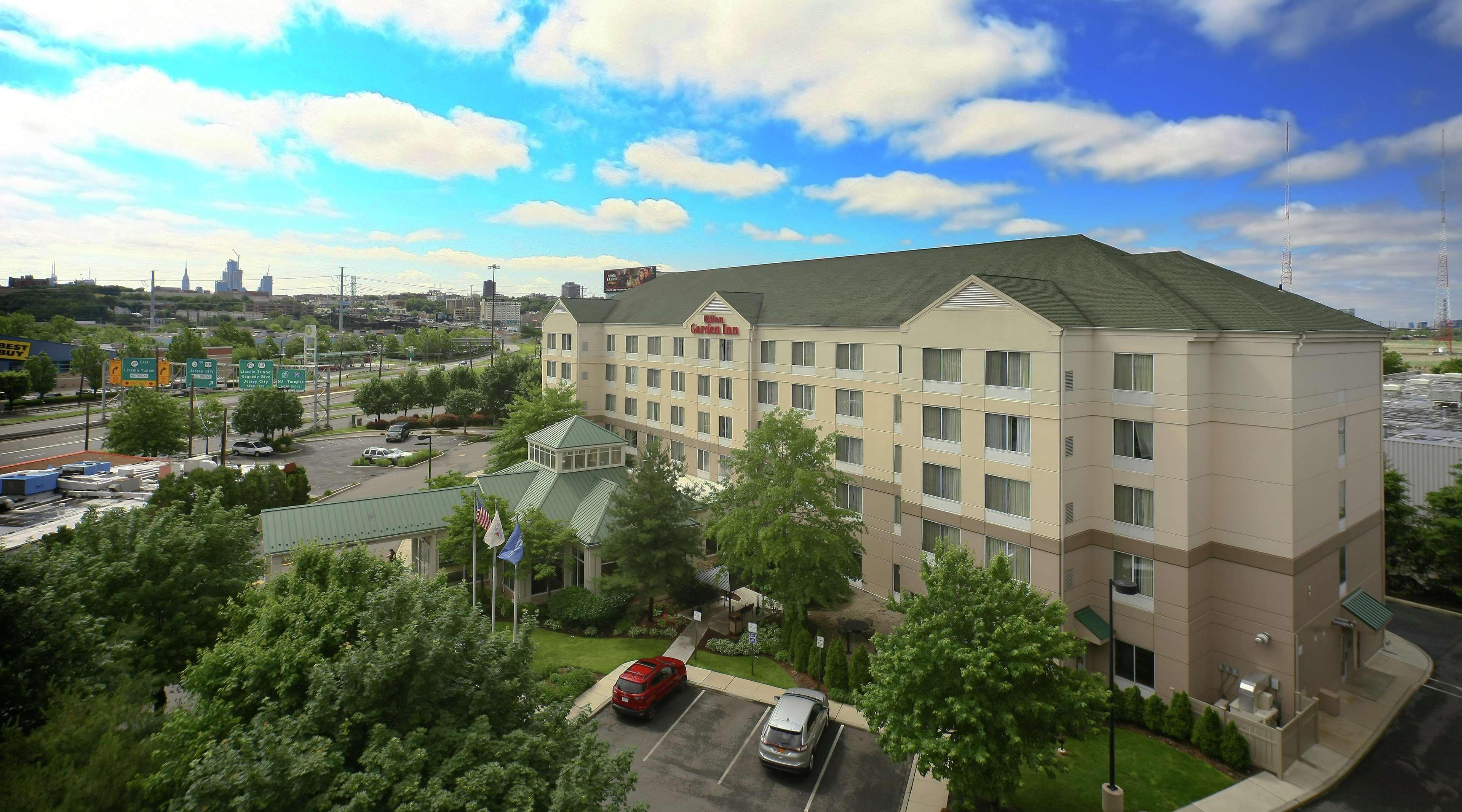 Hilton Garden Inn Secaucus/ Meadowlands — photo 4