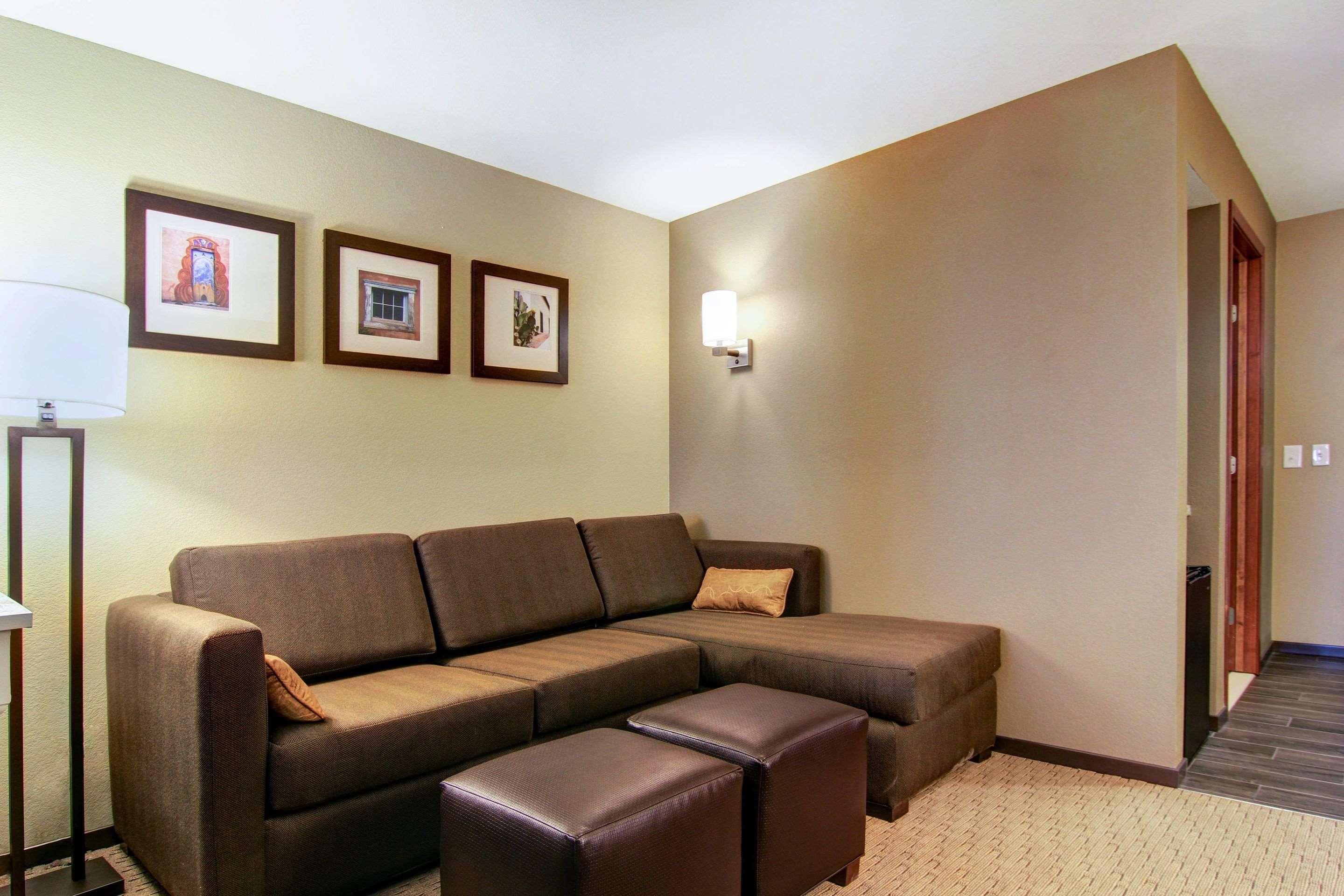 Comfort Suites Carlsbad — photo 5
