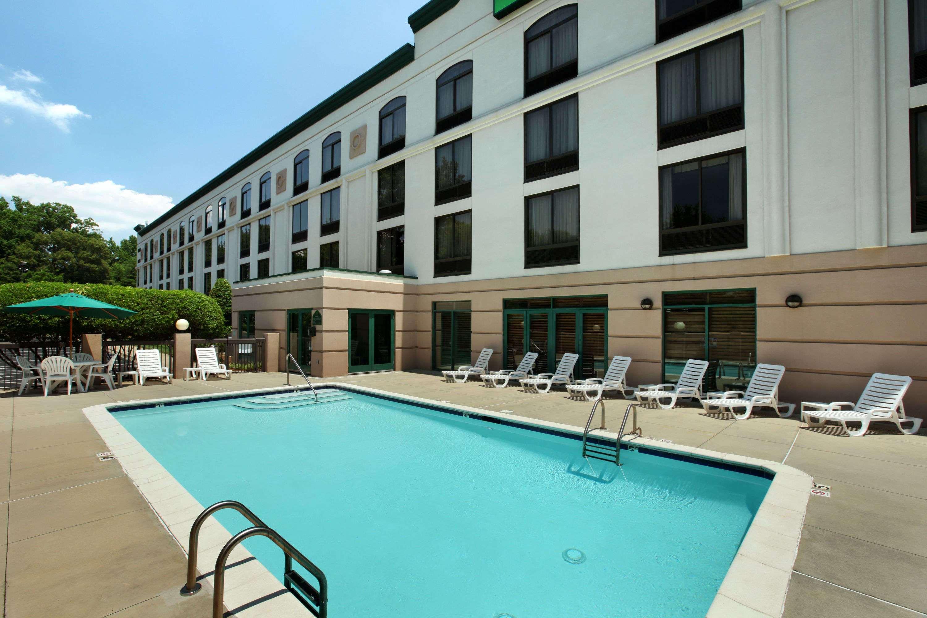 Wingate by Wyndham Charlotte Airport South/ I-77 Tyvola