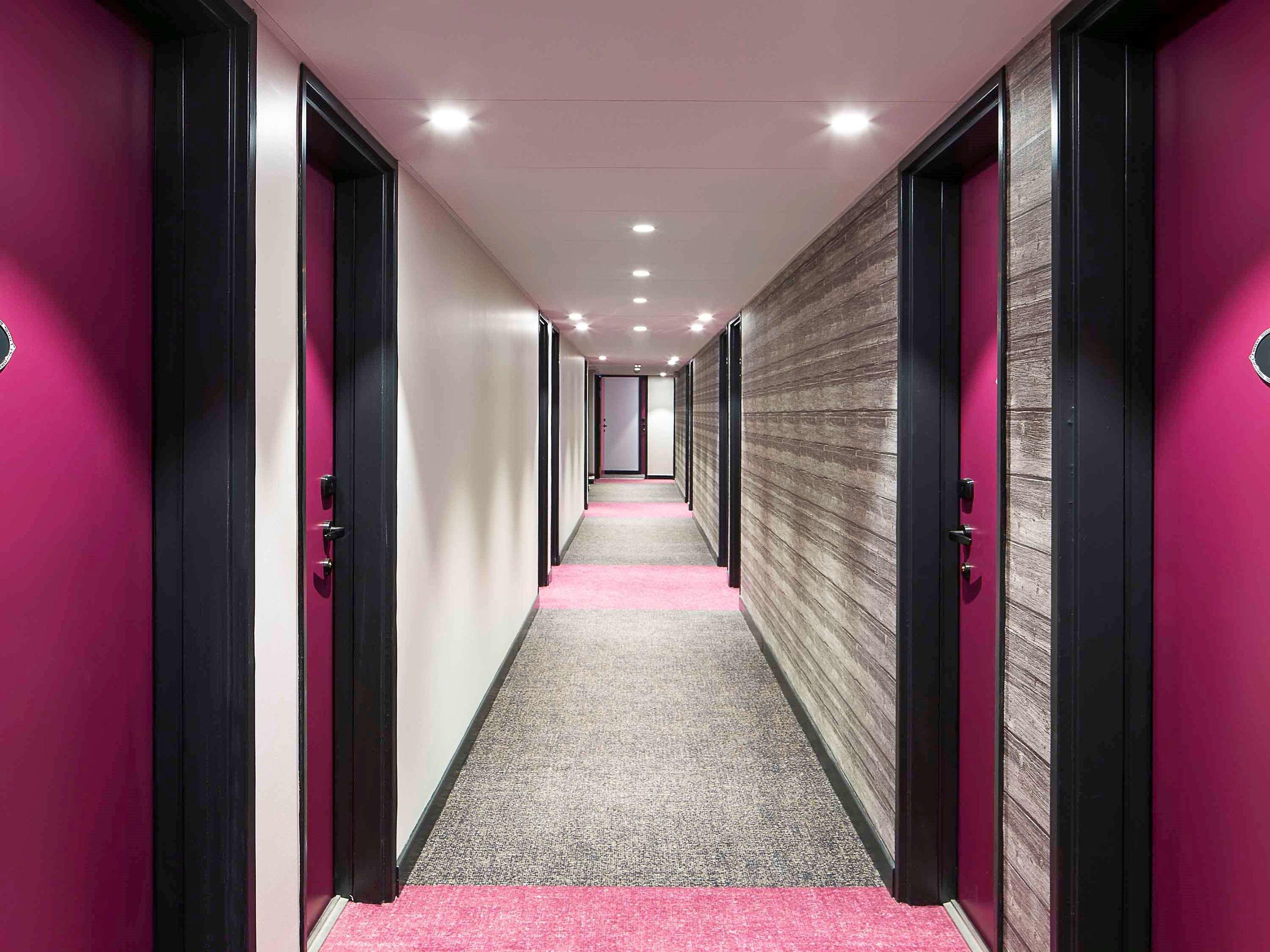 Hôtel ibis Styles Laval Centre Gare — photo 4
