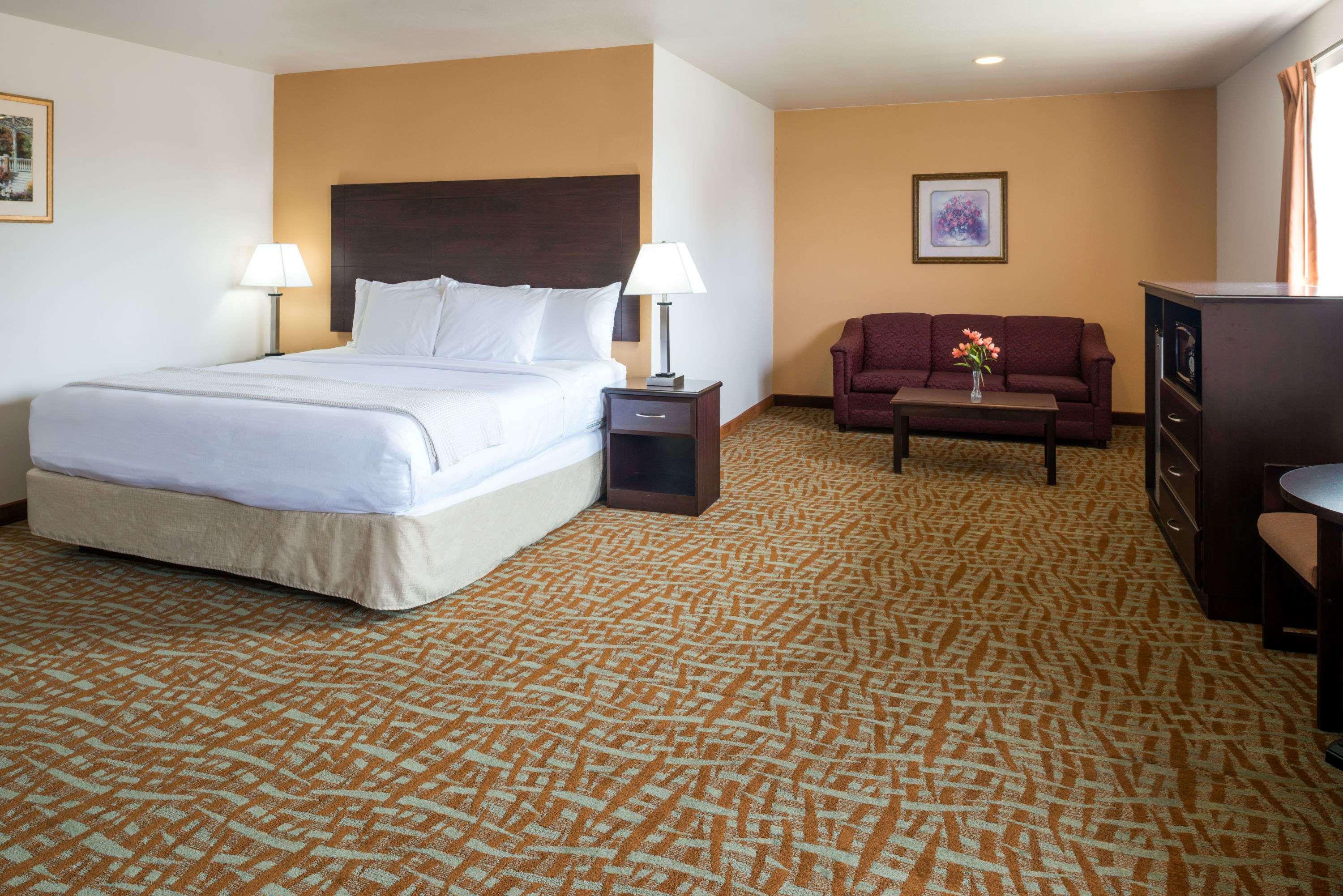 Days Inn and Suites Airway Heights/Spokane Airport — photo 4