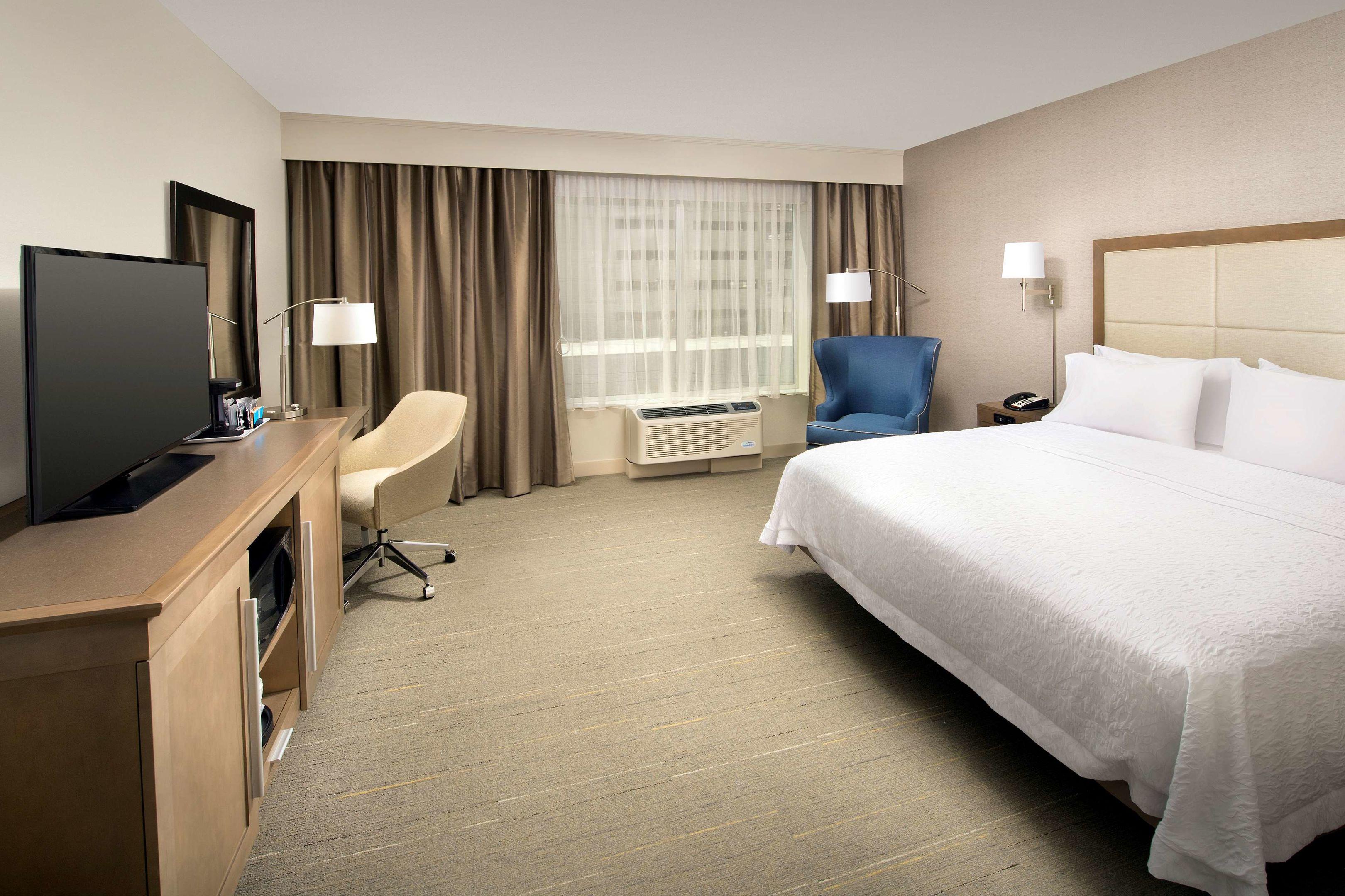 Hampton Inn Wilmington Downtown — photo 5