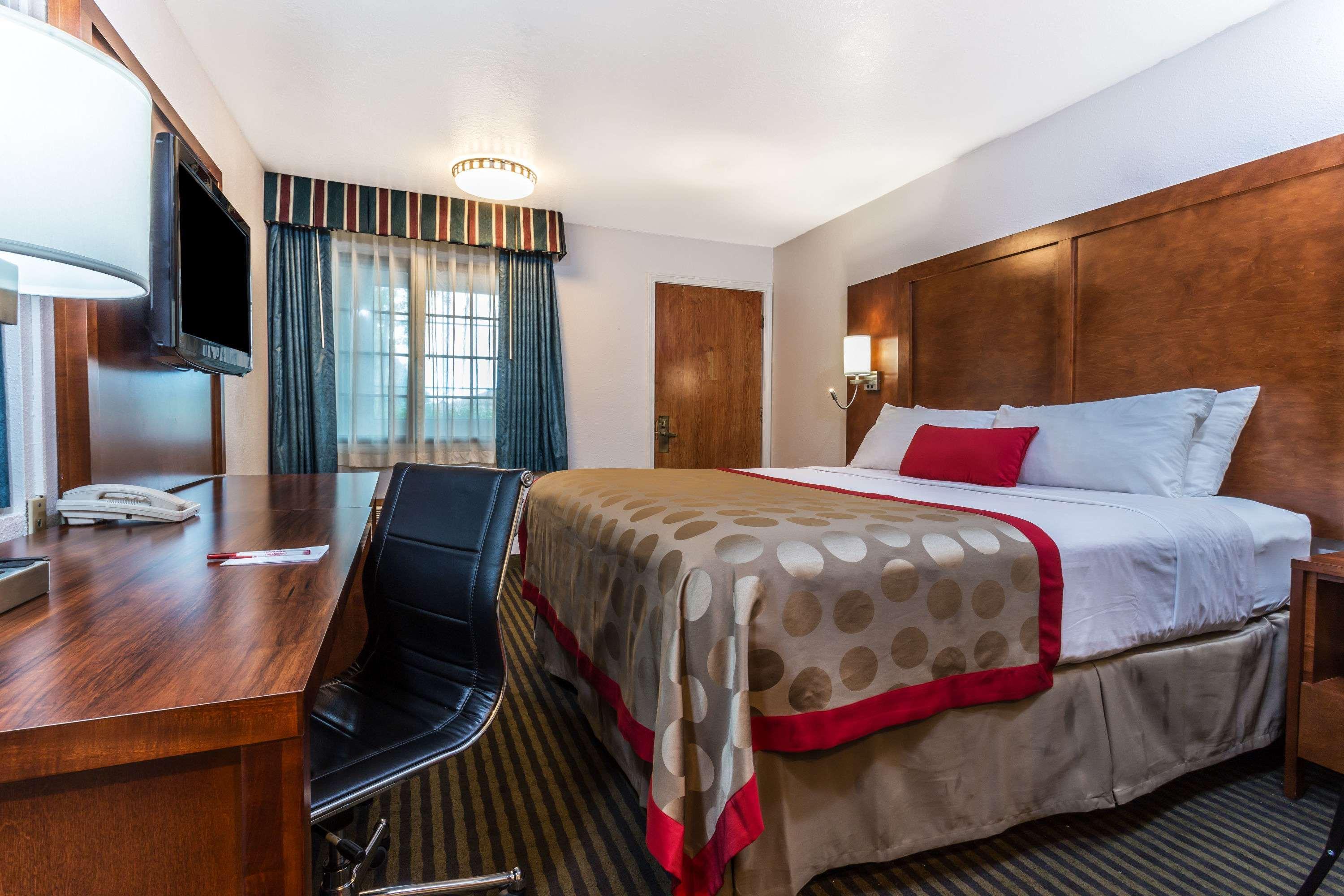 Ramada by Wyndham Mountain View, San Jose — photo 3
