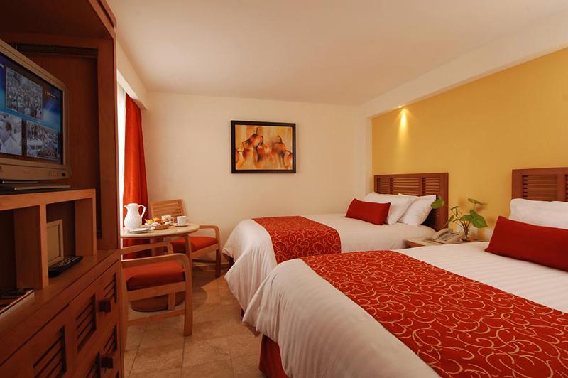 Buenaventura Grand Hotel & Great Moments — photo 4