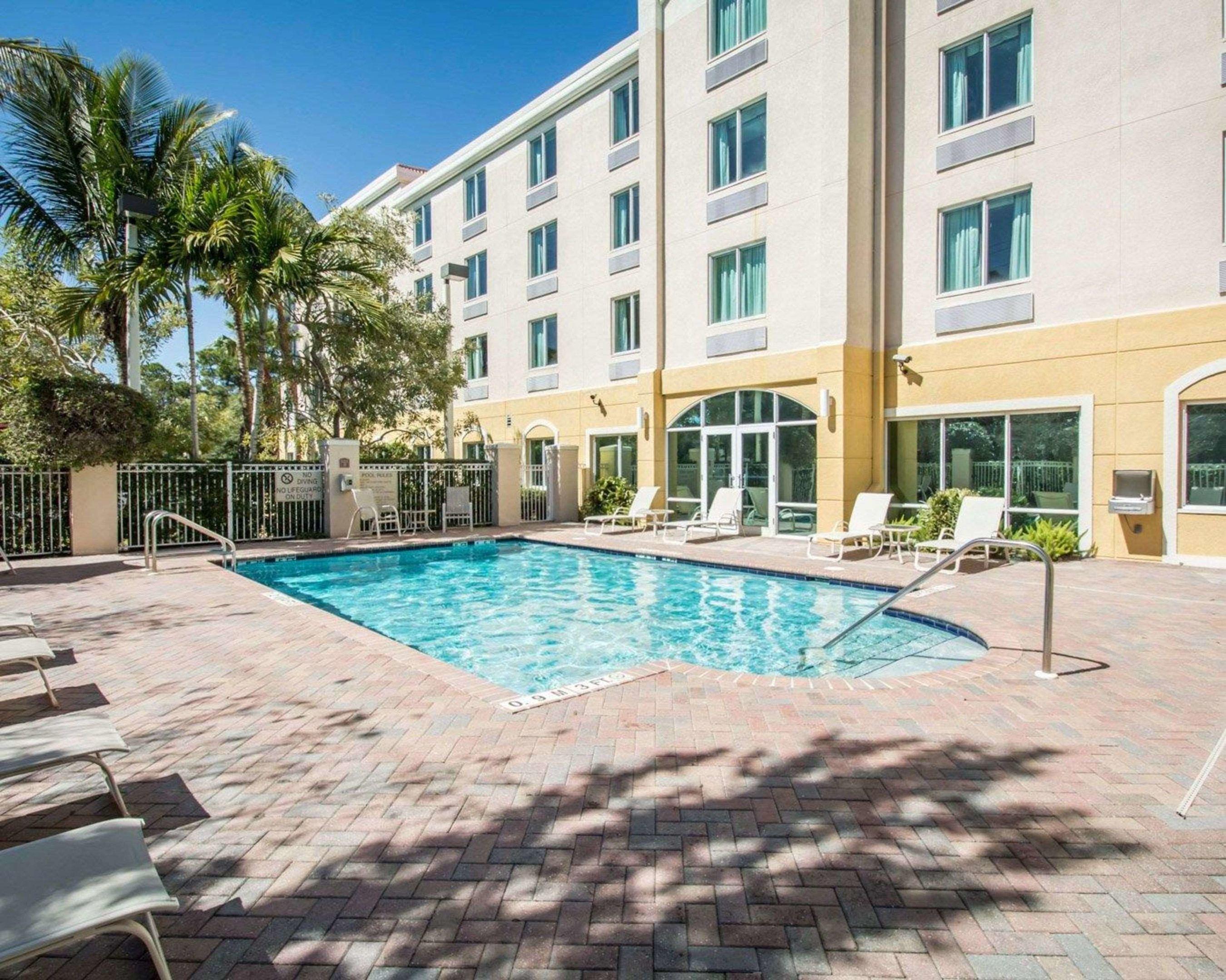 Comfort Inn & Suites Jupiter I-95 — photo 5