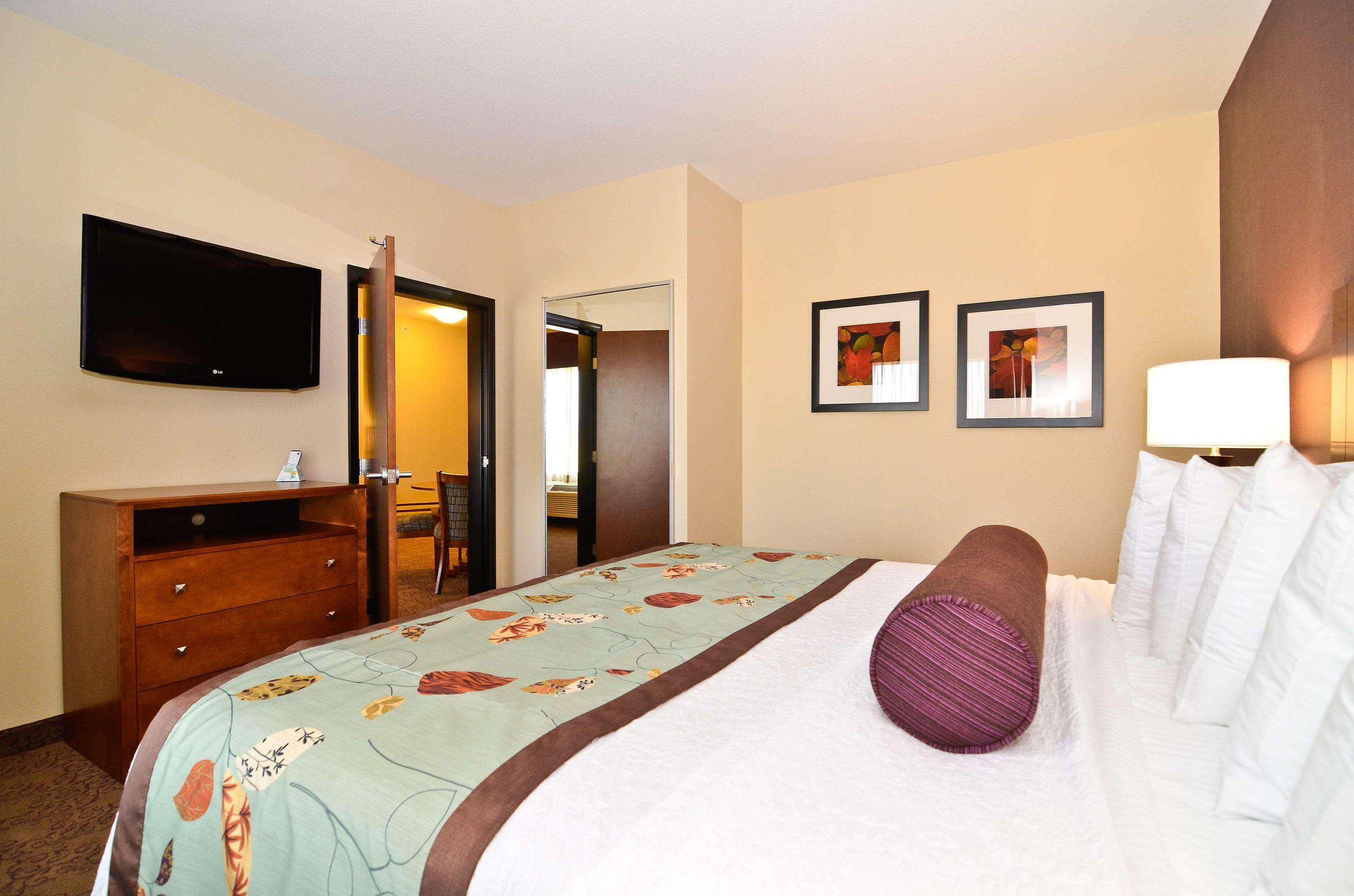Best Western Plus Carousel Inn & Suites — photo 5