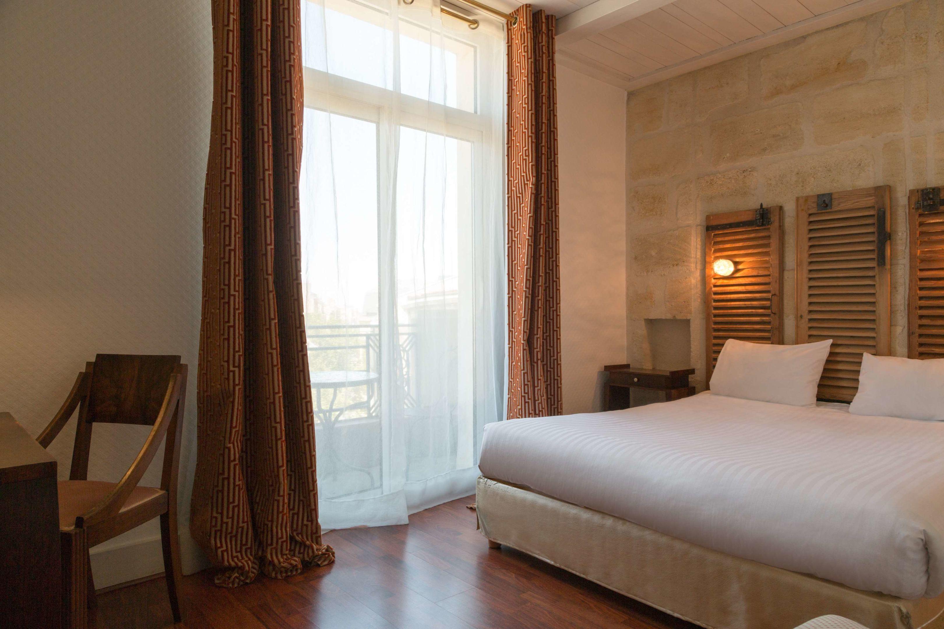 Hotel The Originals Bordeaux La Tour Intendance — photo 5