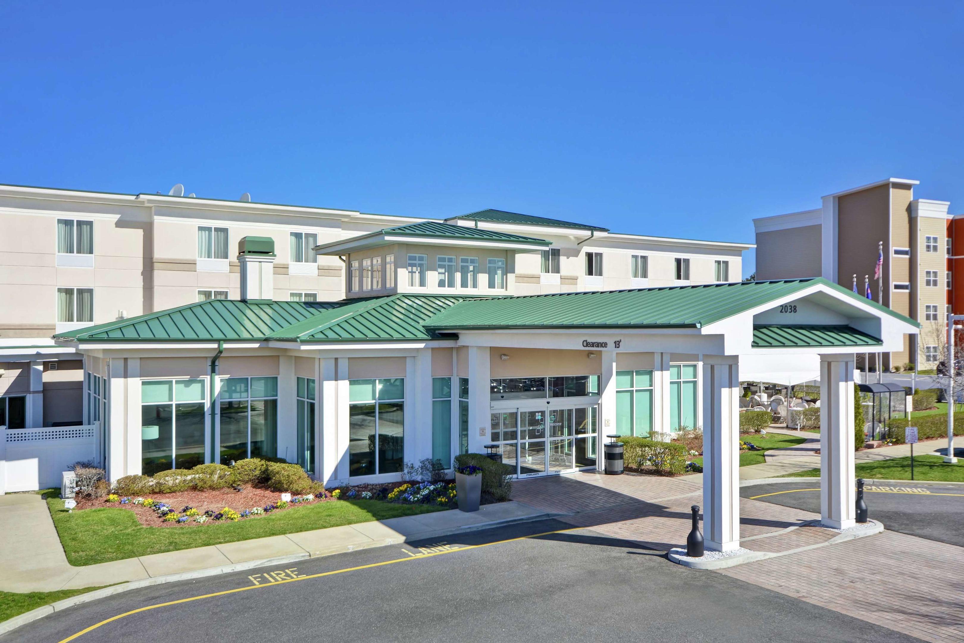 Hilton Garden Inn Riverhead — photo 4