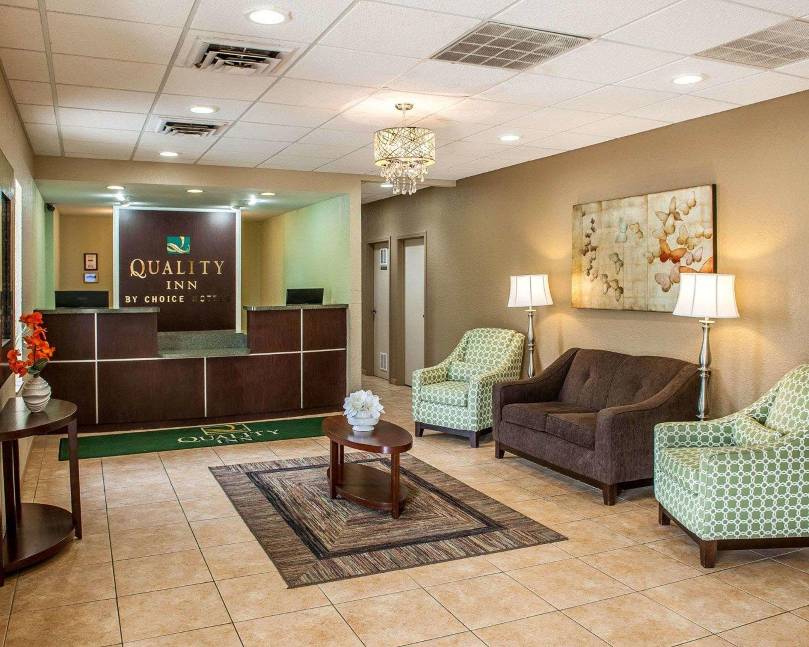 Quality Inn Huntingburg — photo 4