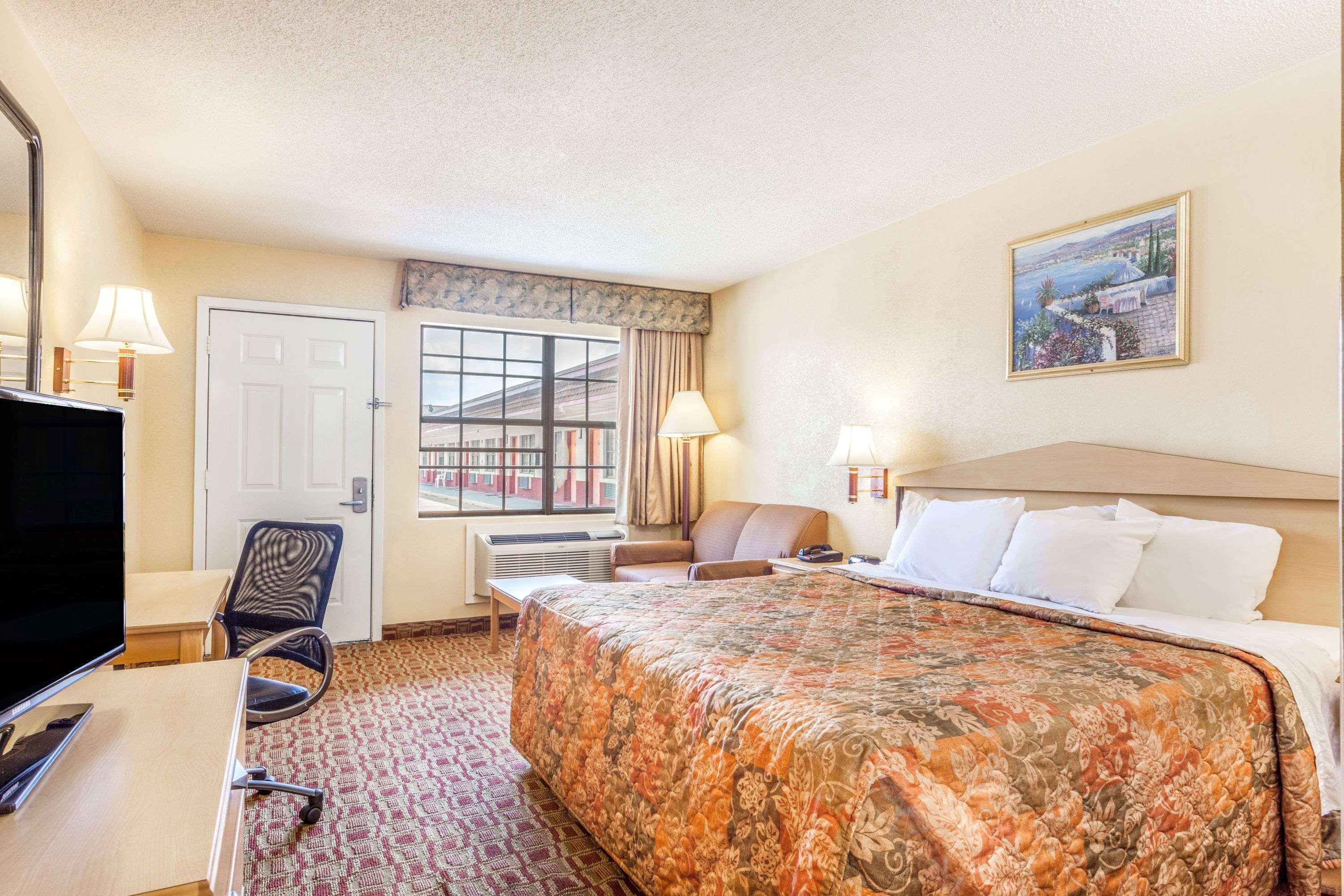 Days Inn Yazoo City — photo 3