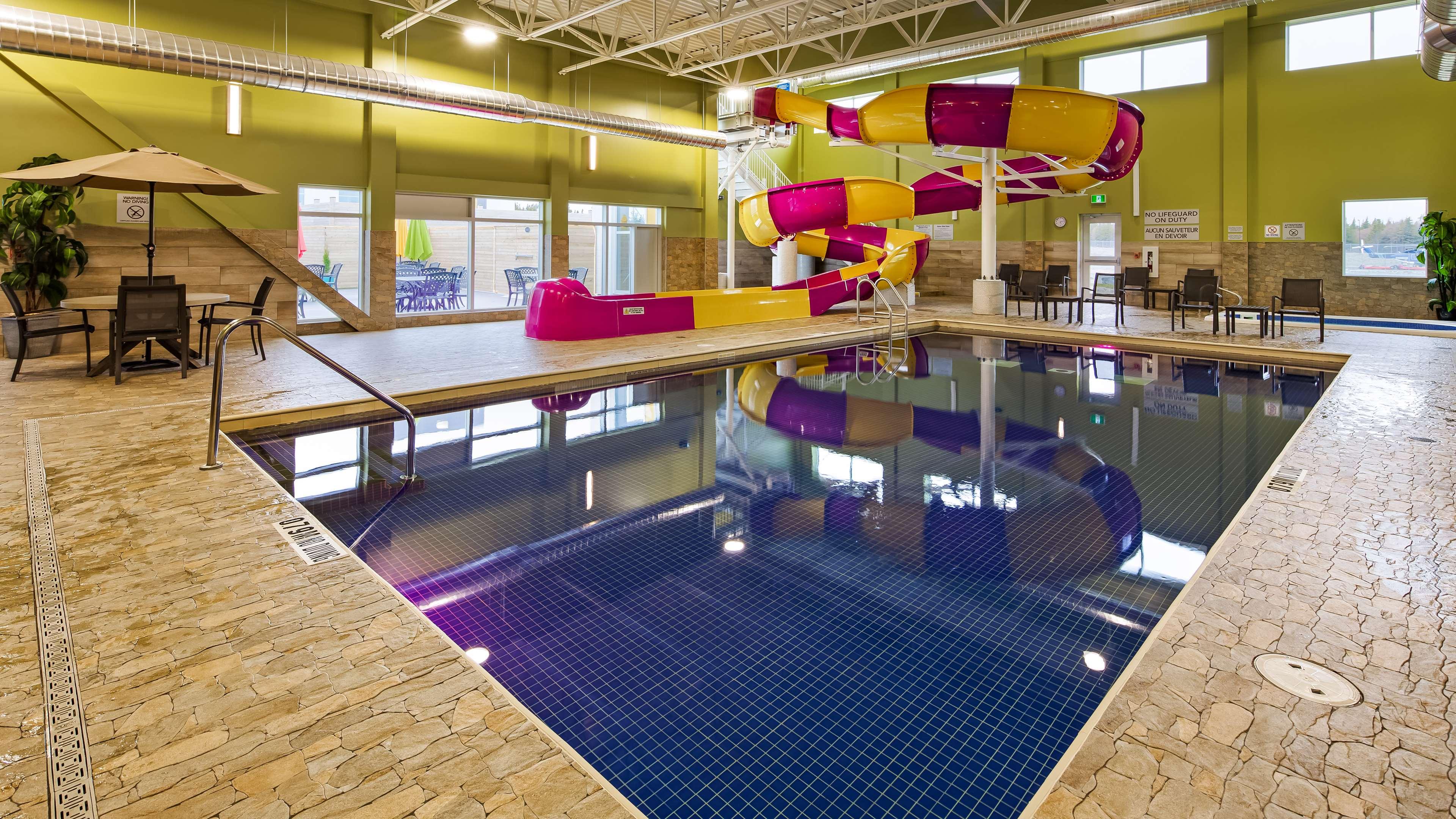 Best Western Plus St. John's Airport Hotel and Suites — photo 3
