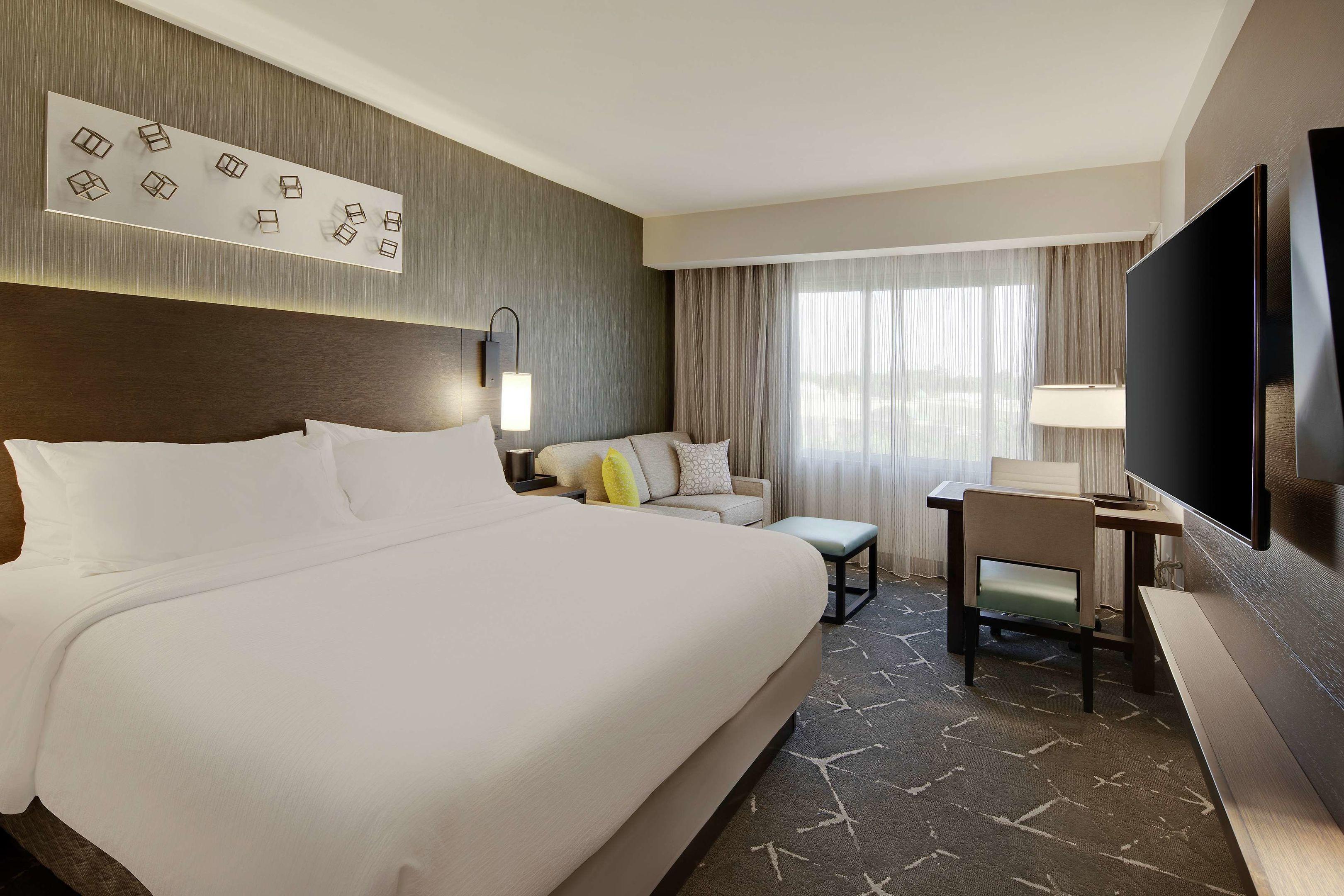 Embassy Suites Atlanta Perimeter Center — photo 4
