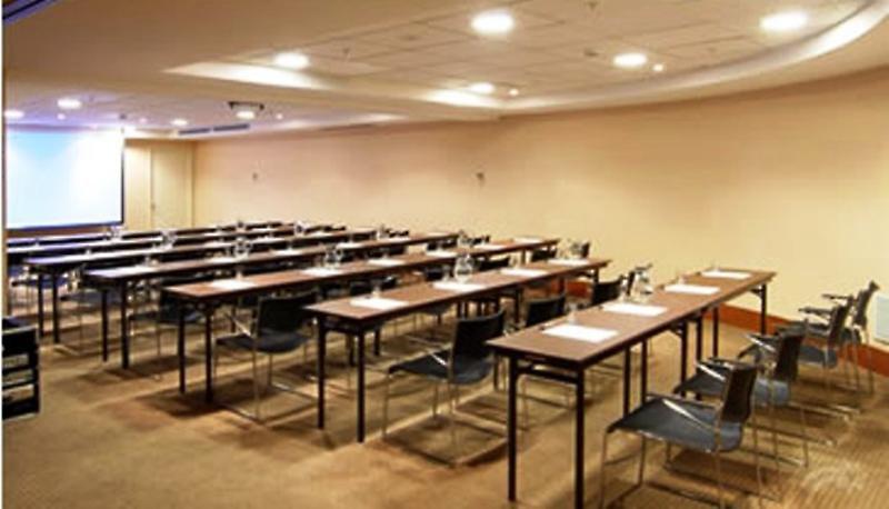 Holiday Inn Express Santiago Las Condes — photo 4