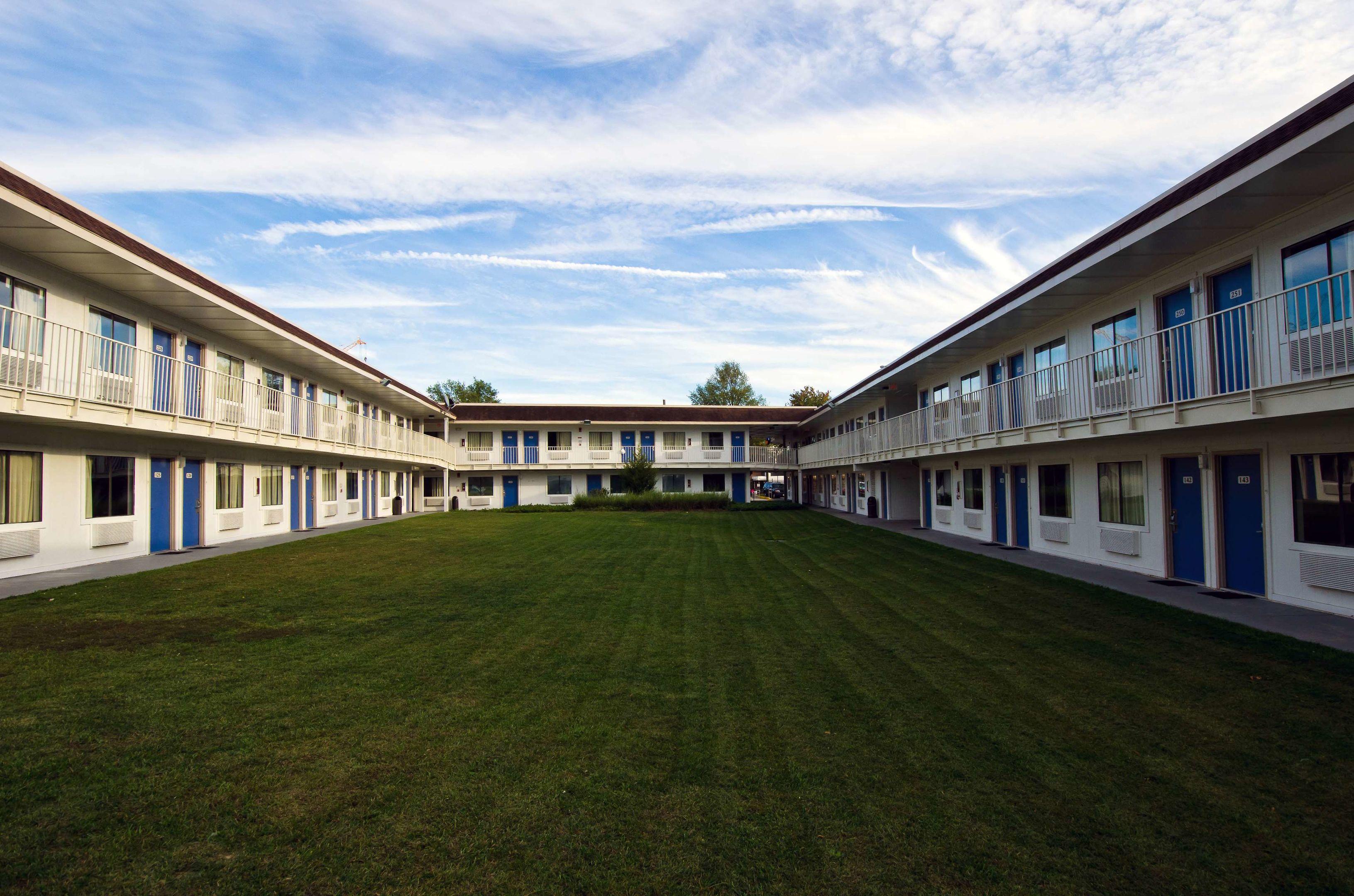 Motel 6 Washington DC Southeast - Camp Springs — photo 4