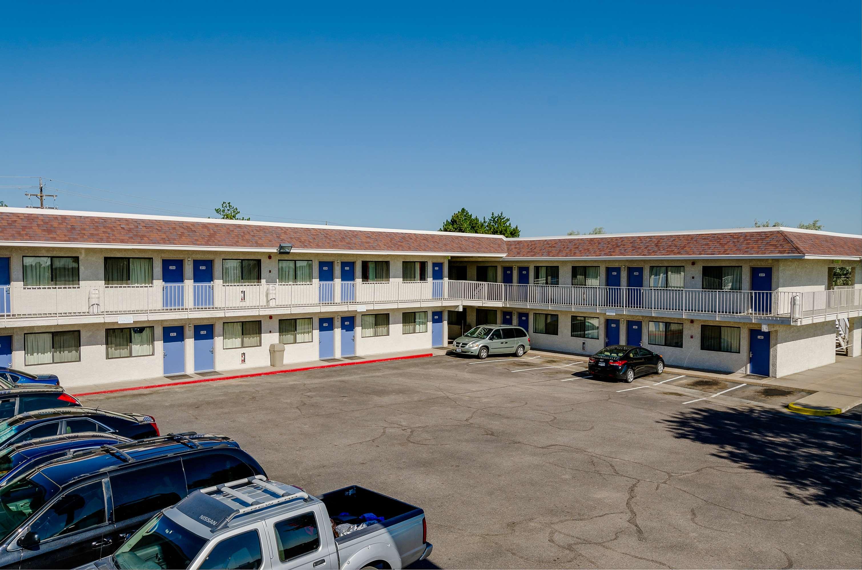 Motel 6 Denver-Thornton — photo 4