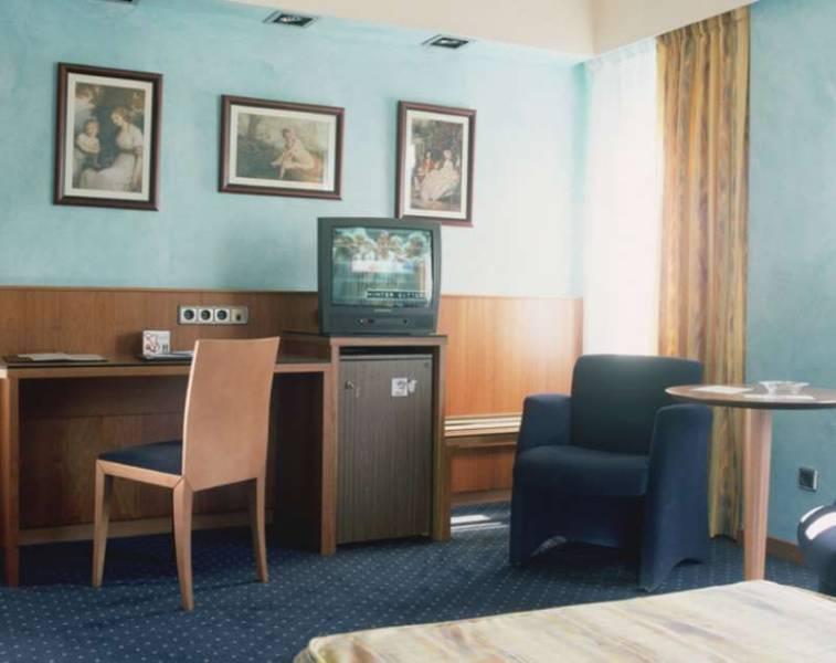 AC Hotel Carlton Madrid — photo 4