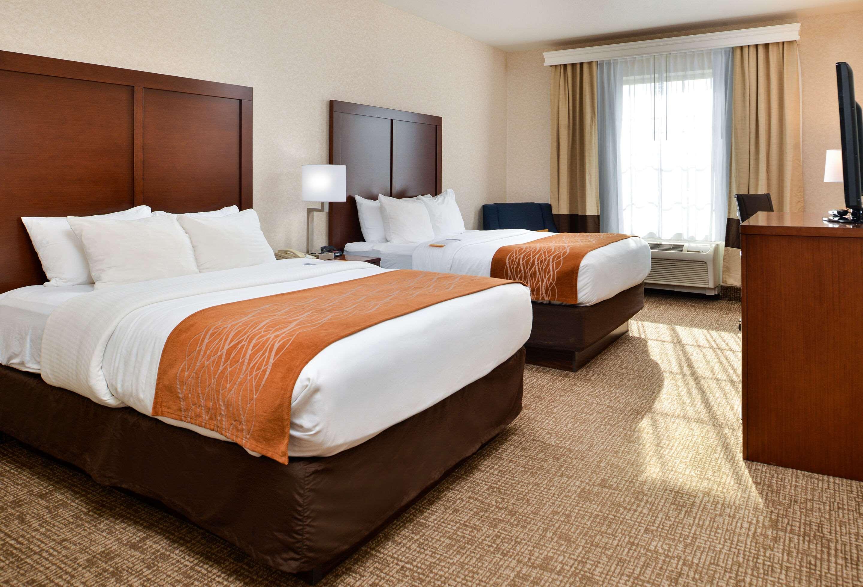 Comfort Inn & Suites Madison North — photo 5