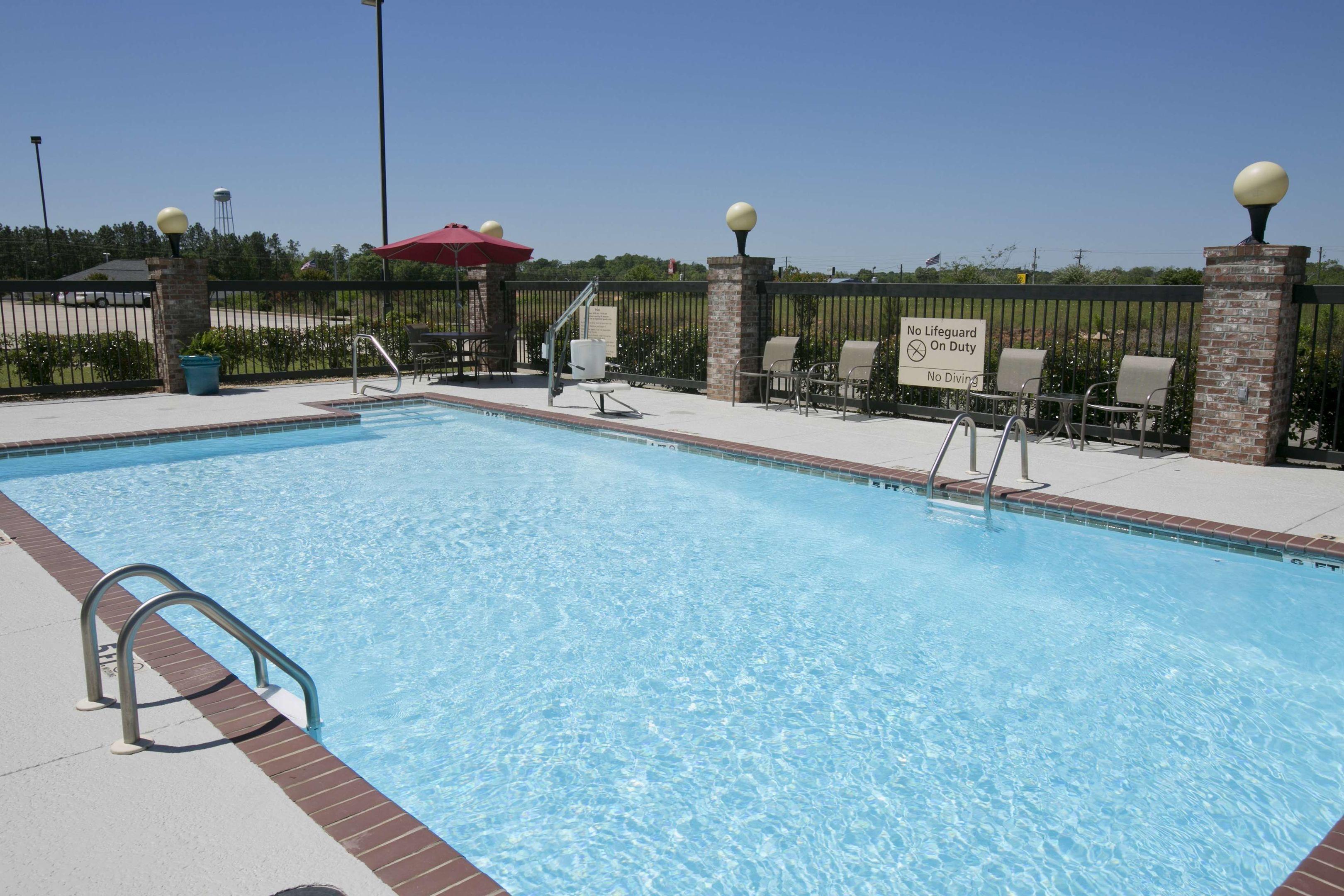 Hampton Inn & Suites Wiggins — photo 4